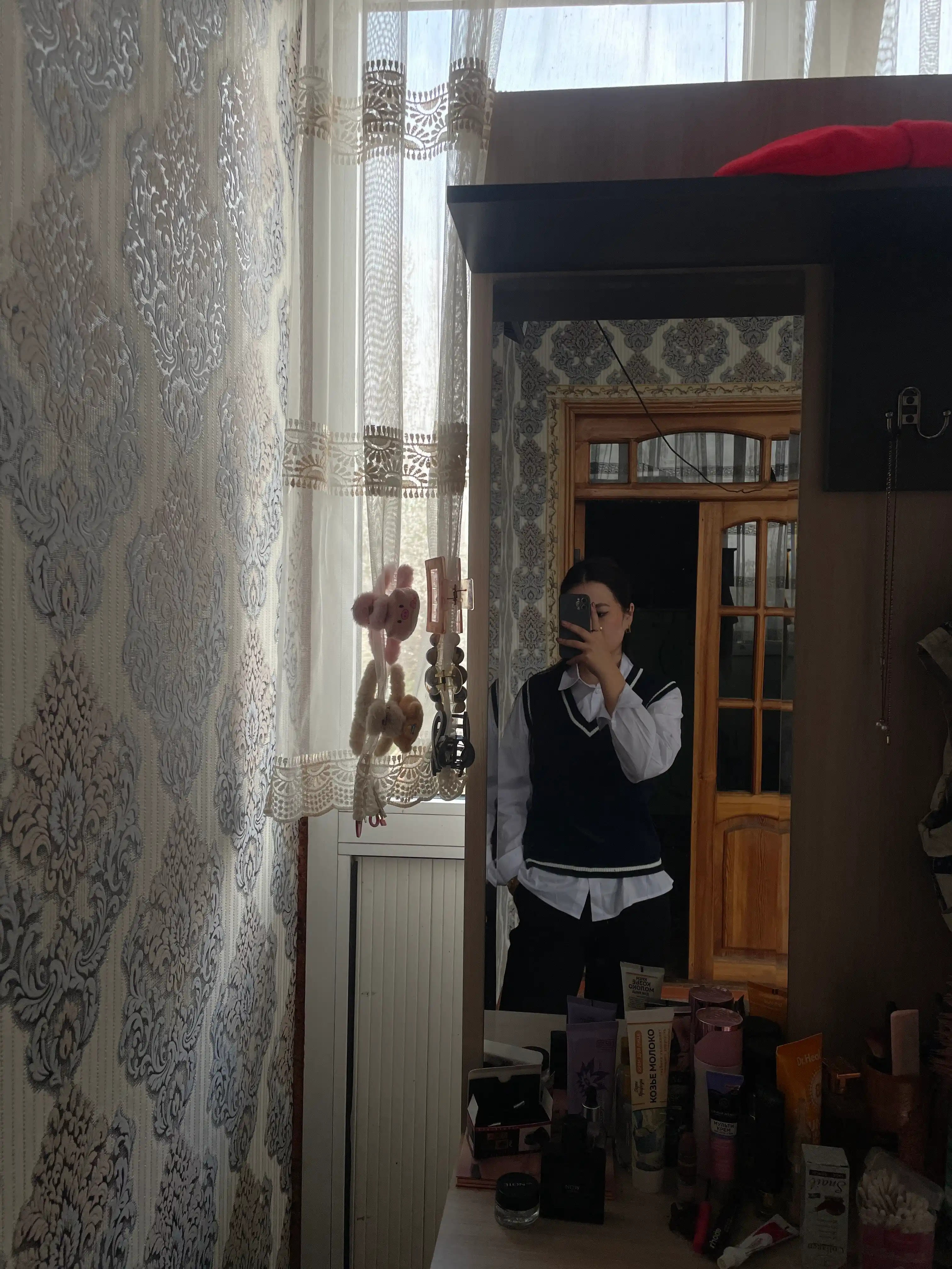 Maktab va o`qish uchun nimcha, jiletka Didov Triko uy, ish, ofis, maktab uchun