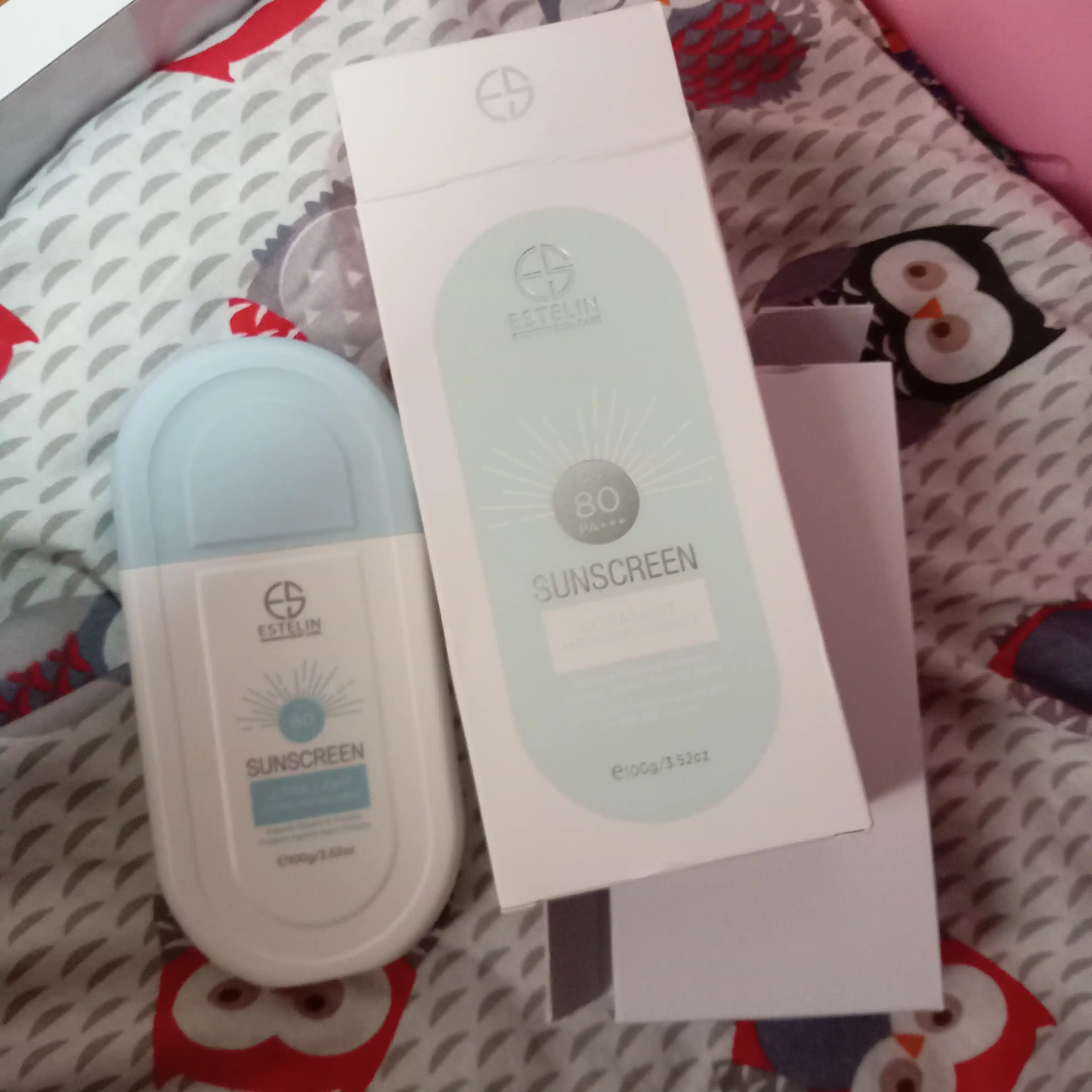 Quyoshdan himoyalovchi krem Estelin, SPF yuz va tana uchun krem, oqartiruvchi 100, 50 g