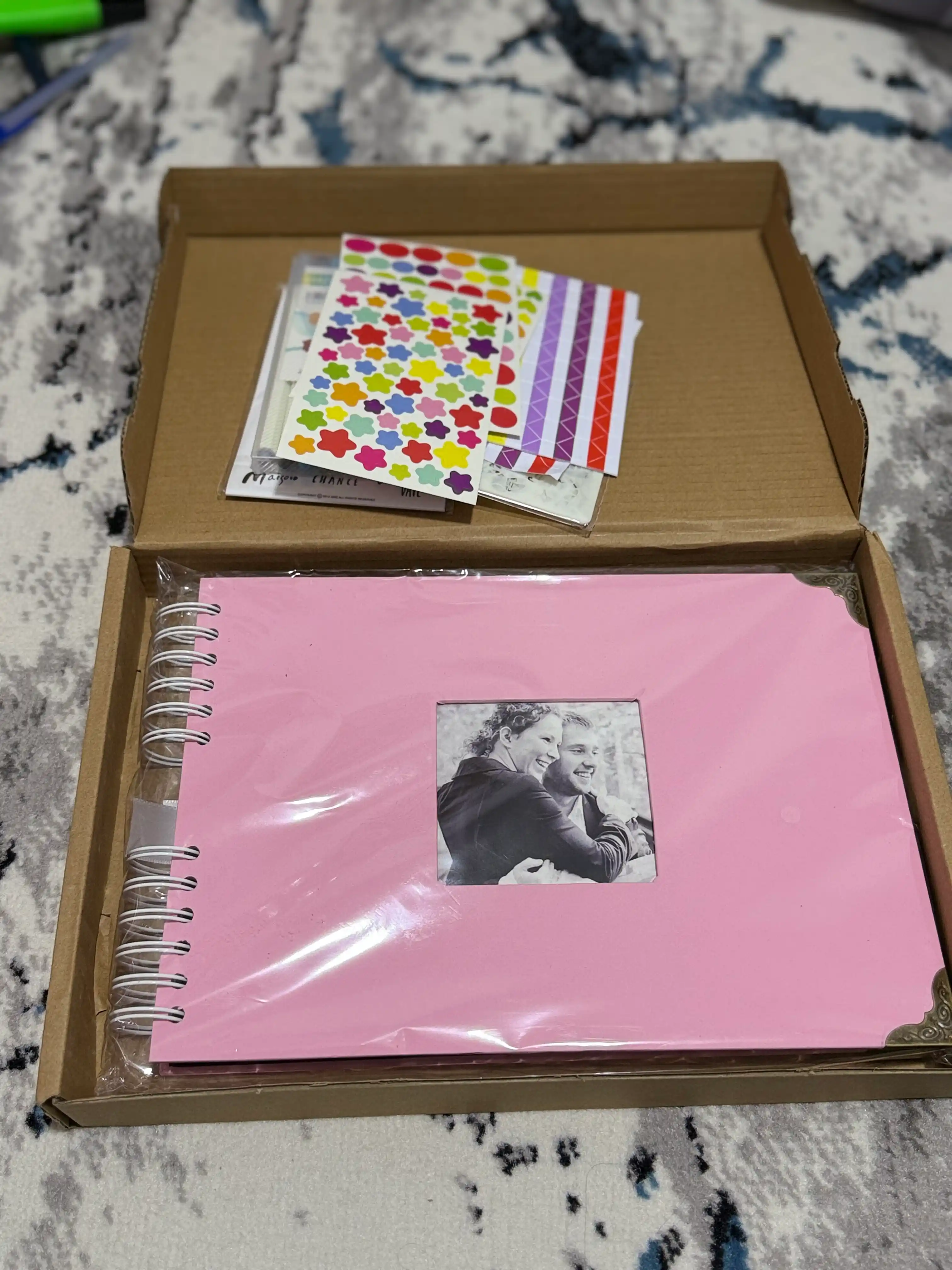 Bolalar, oila, to'y uchun fotoalbom, rasmlar uchun albom, sketchbuk, qora varaqlar bilan
