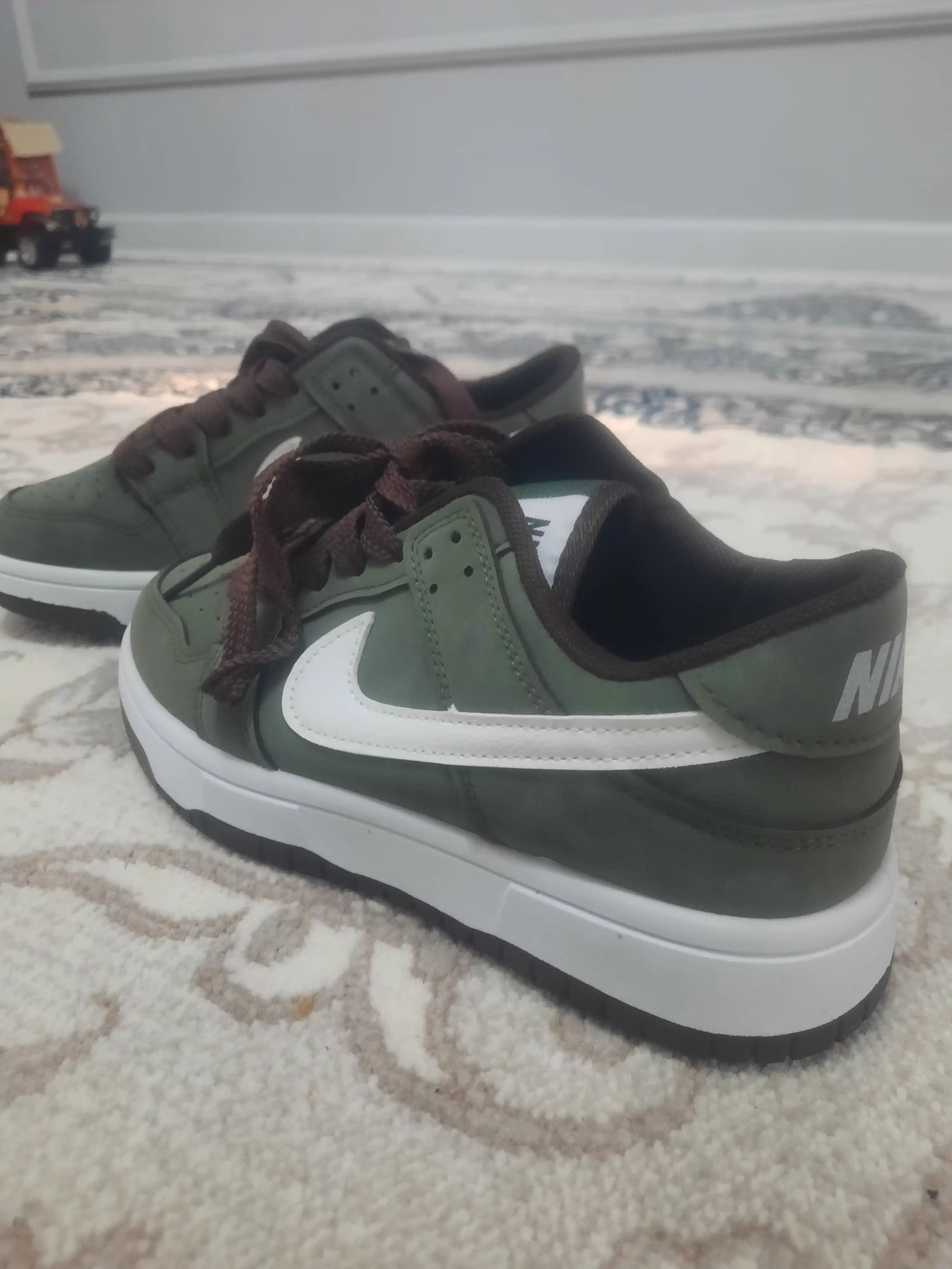 Кроссовки Nike для всех сезонов