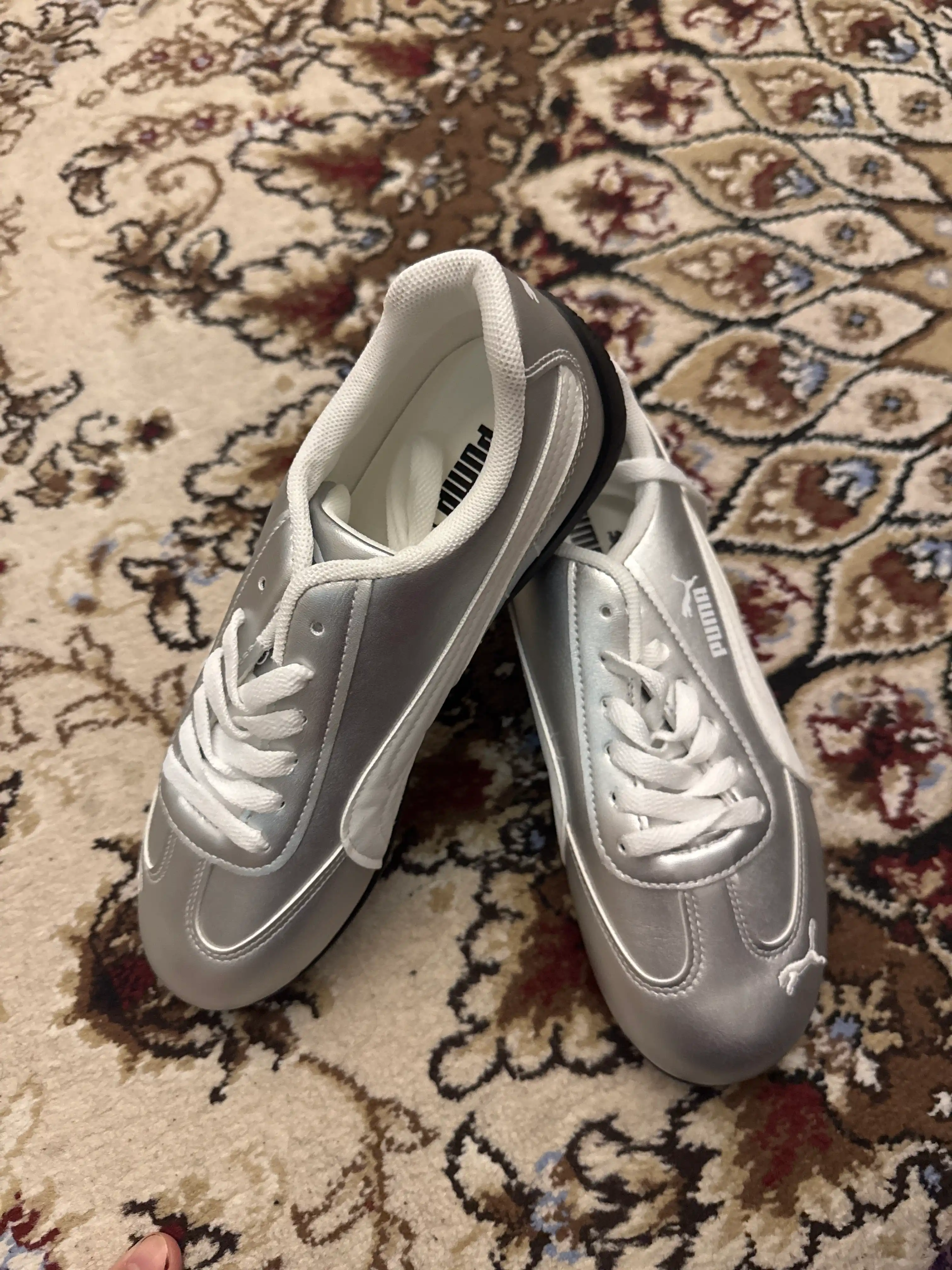 Puma kundalik baletkalar 1o'lchamga katta 1o'lcham kichigini buyurtma qiling BOLSHIMERKA