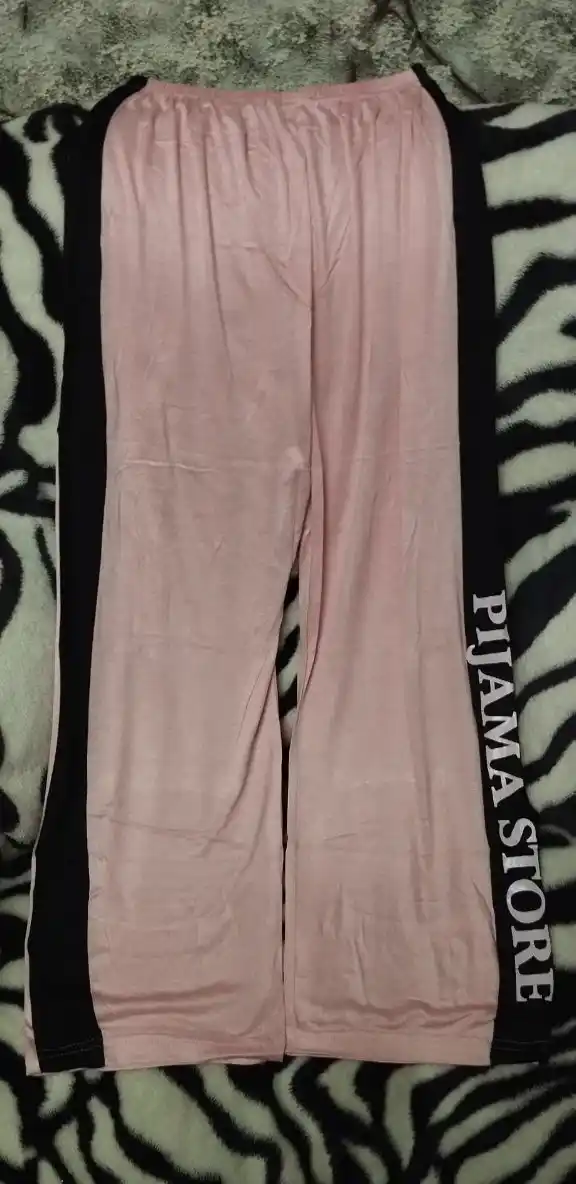 Pijama ayollar uchun, uy kiyimi, yengil matodan, o'lchamlar 46–48–50 M/L