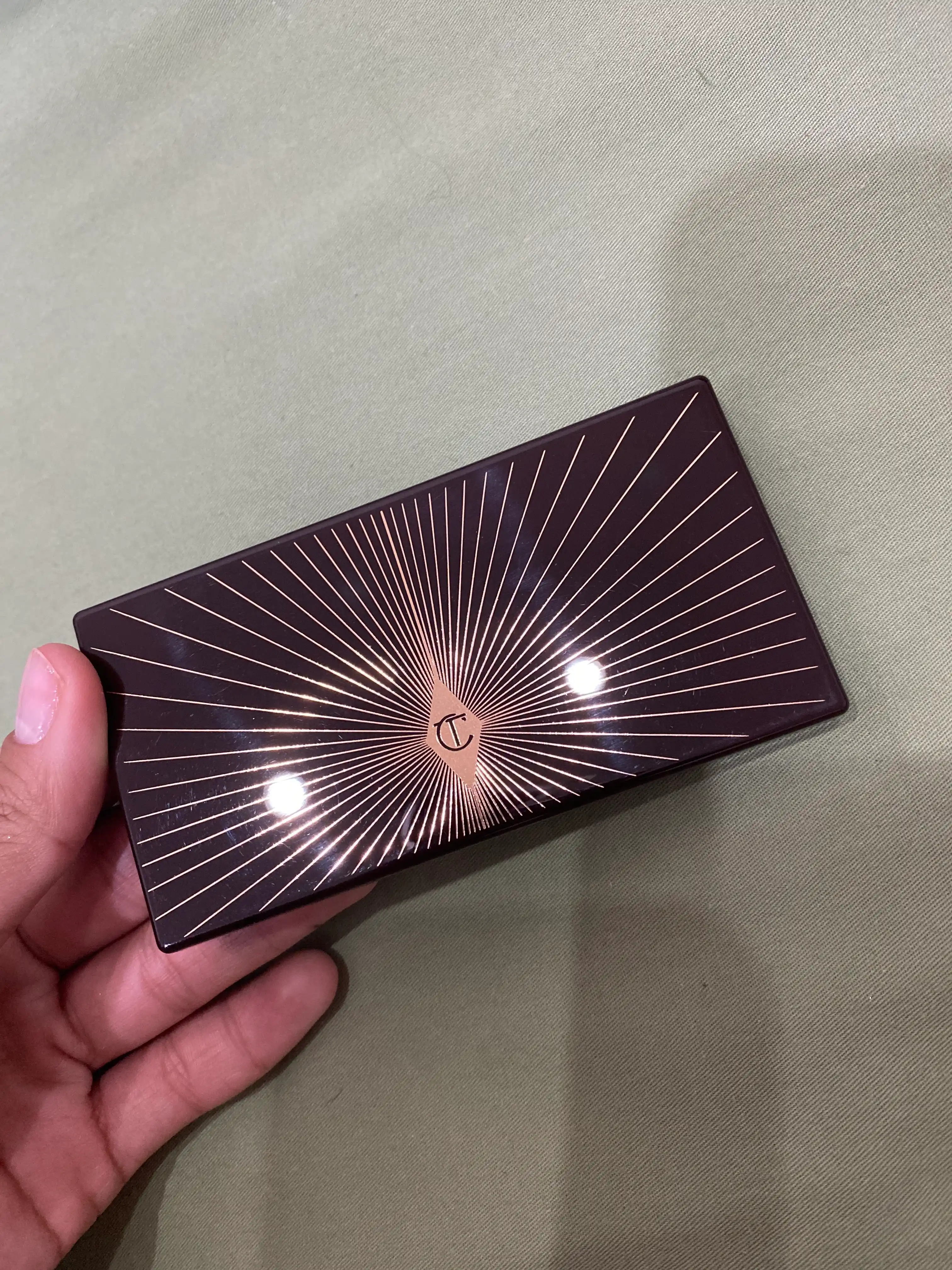 Тени для век Easy Eye Palette, Charlotte Tilbury, Super Nudes