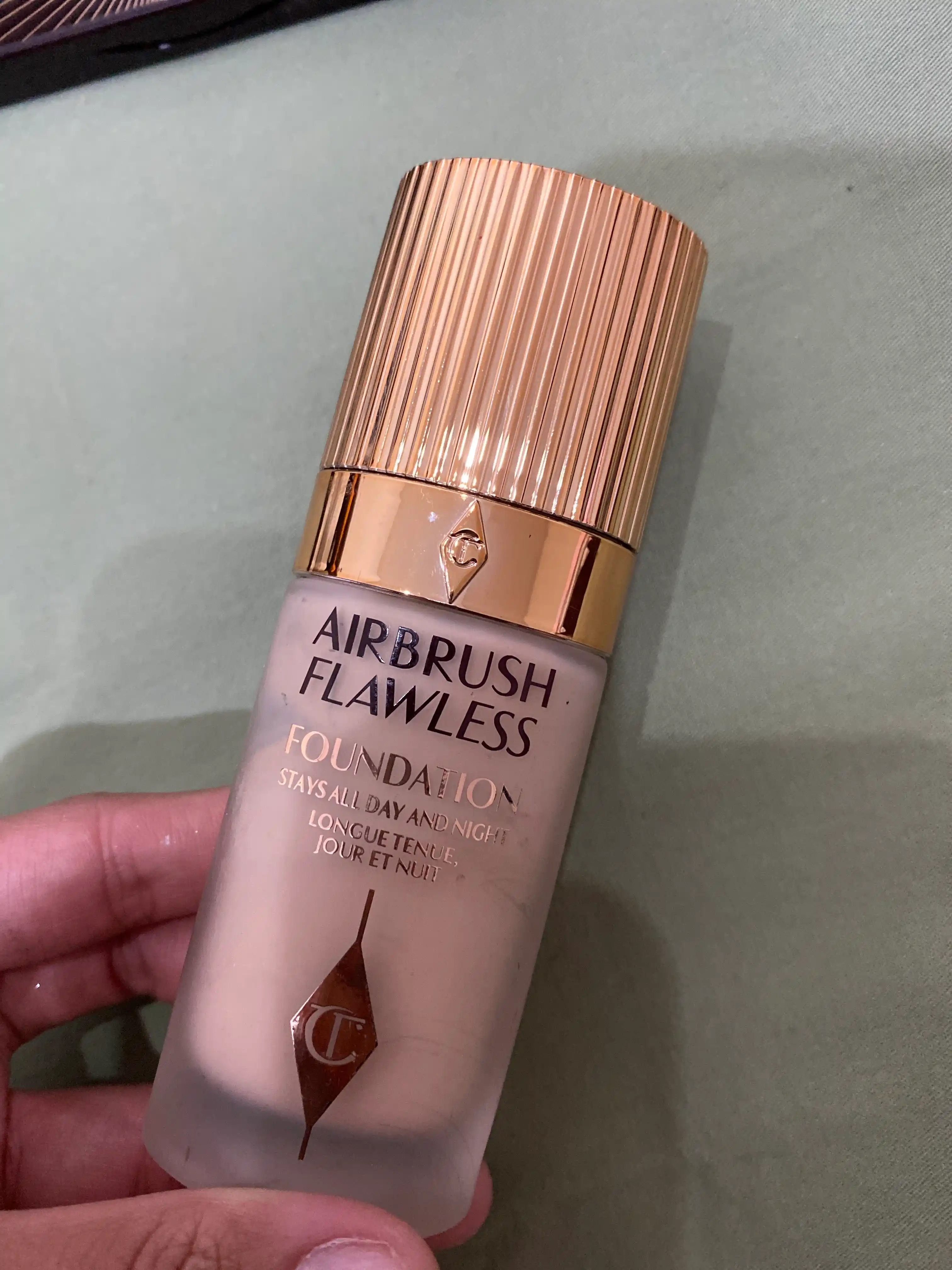 Тональный крем Charlotte Tilbury