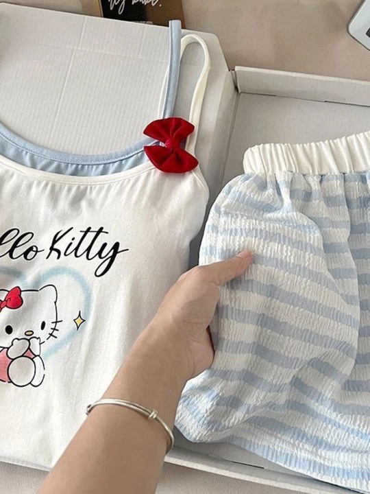 Qizlar uchun pijamalar, top va shortilar, uy kiyimlari