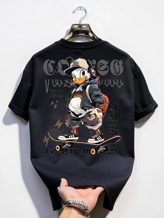 Erkaklar paxtali futbolkasi «Duck Skater» printi bilan - 