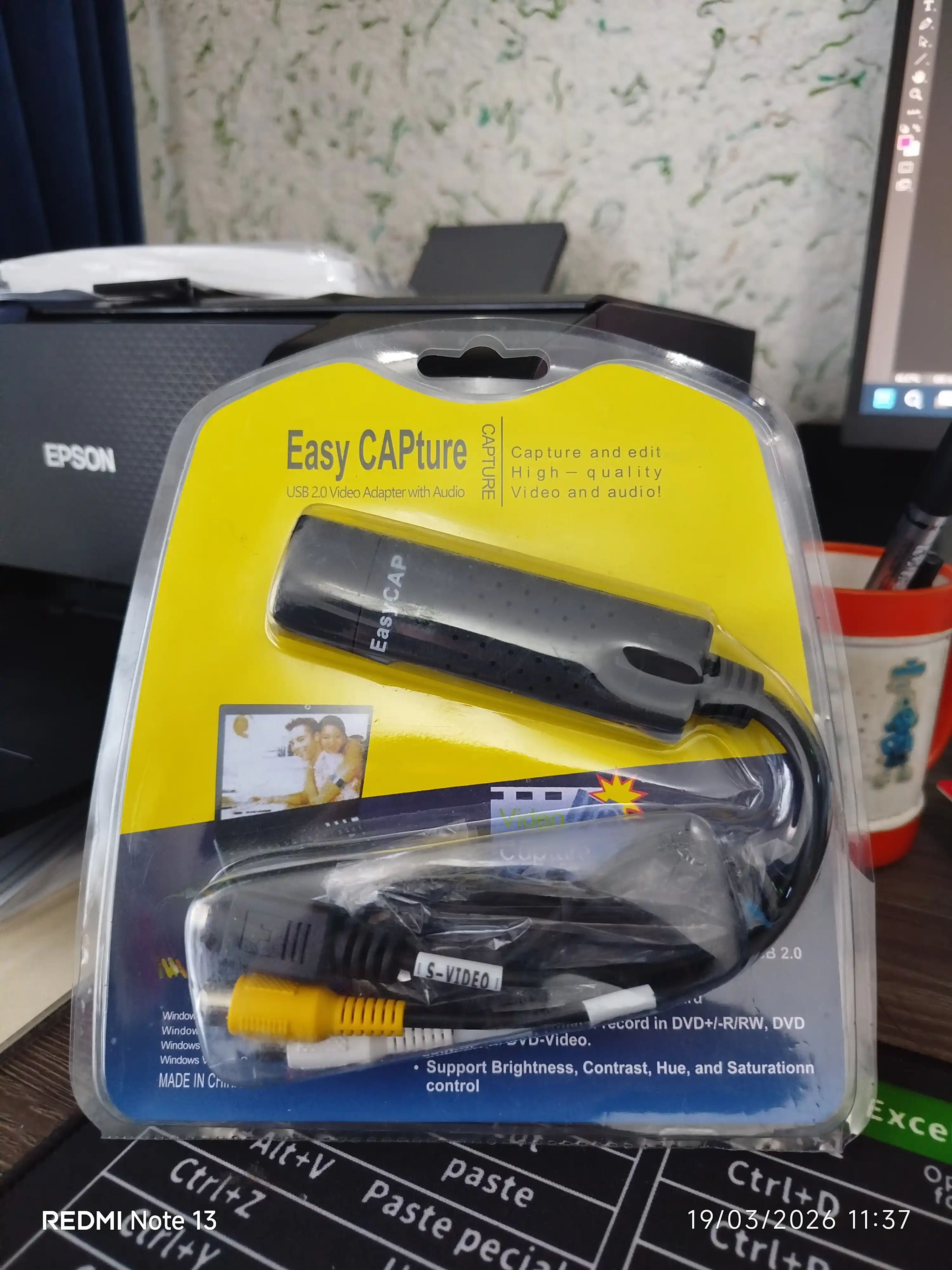 USB video va audio yozib olish va tahrirlash uchun qurilma EasyCAP USB 2.0 USB / AV