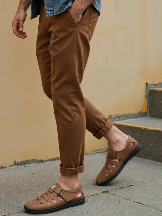 Erkaklar uchun Breathable Casual yopiq burunli, teshikli sandallar - 
