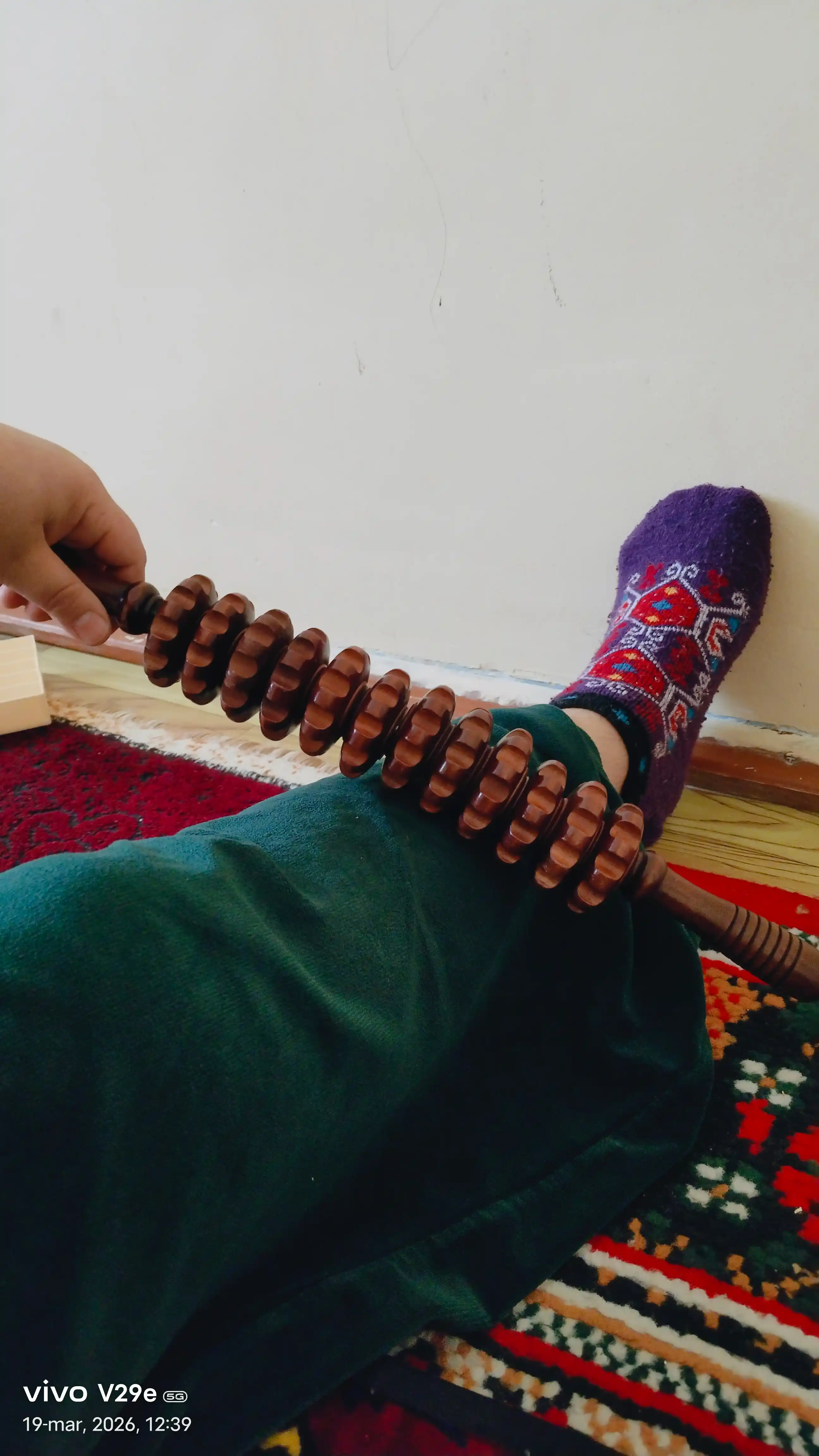 Massaj uchun yog'och rolikli massaj uskuna, tana uchun sellulitga qarshi