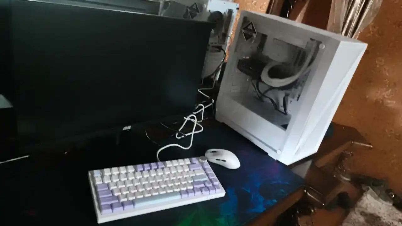 Игровой монитор 2E Gaming G2423B, G2724BU 23.8", 27", FHD, 165 Гц, 2E-G2423B-01 UA