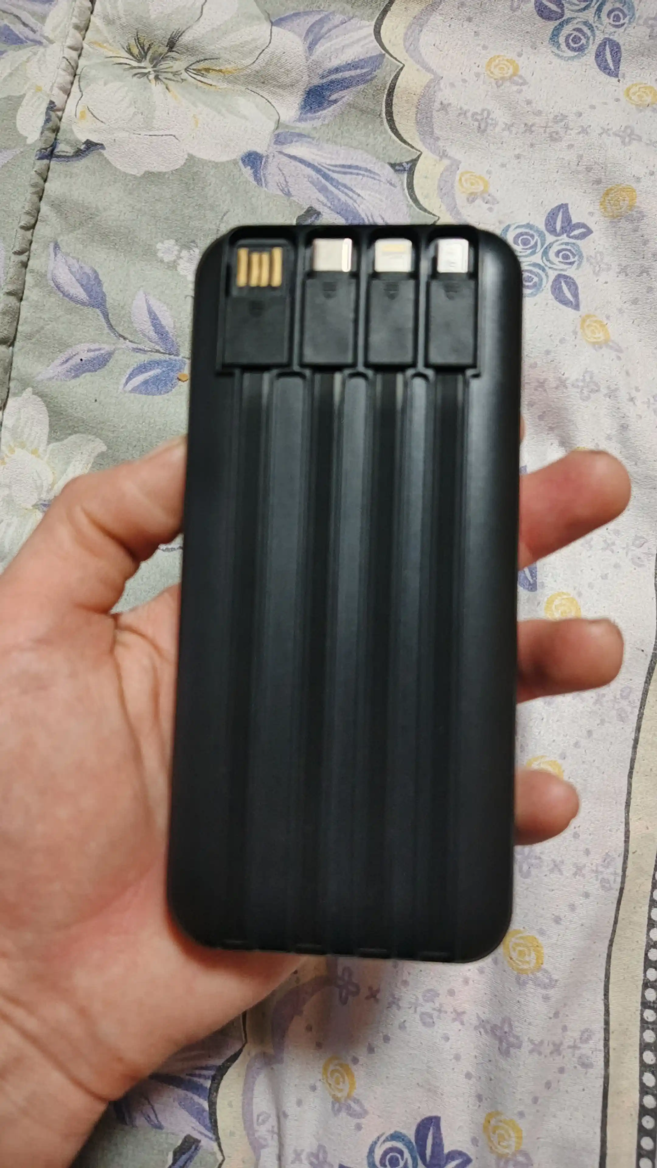 WIWU | CCC Tashqi akkumulyator 22.5w quvvat 10k, 20k, 30k mA/h, POWER BANK