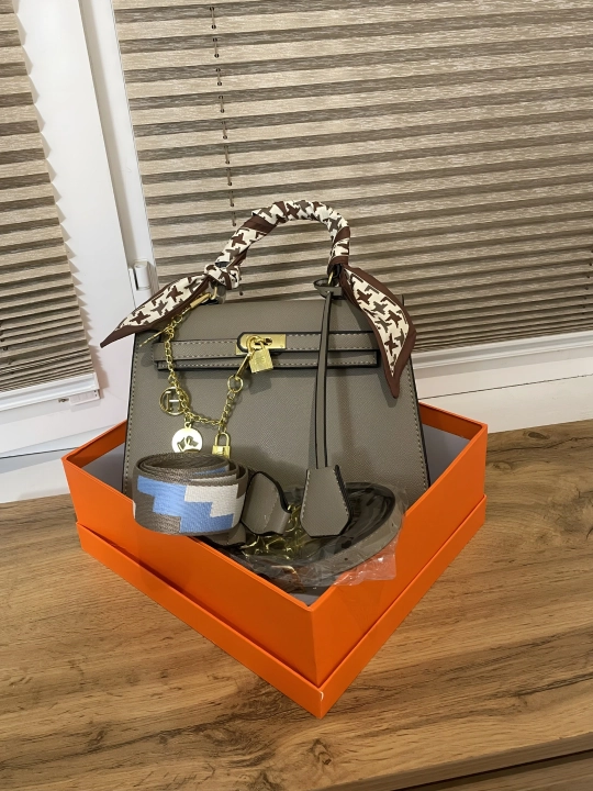 Женская сумка в стиле Hermes, подходит для повседневного использования, в коробке 