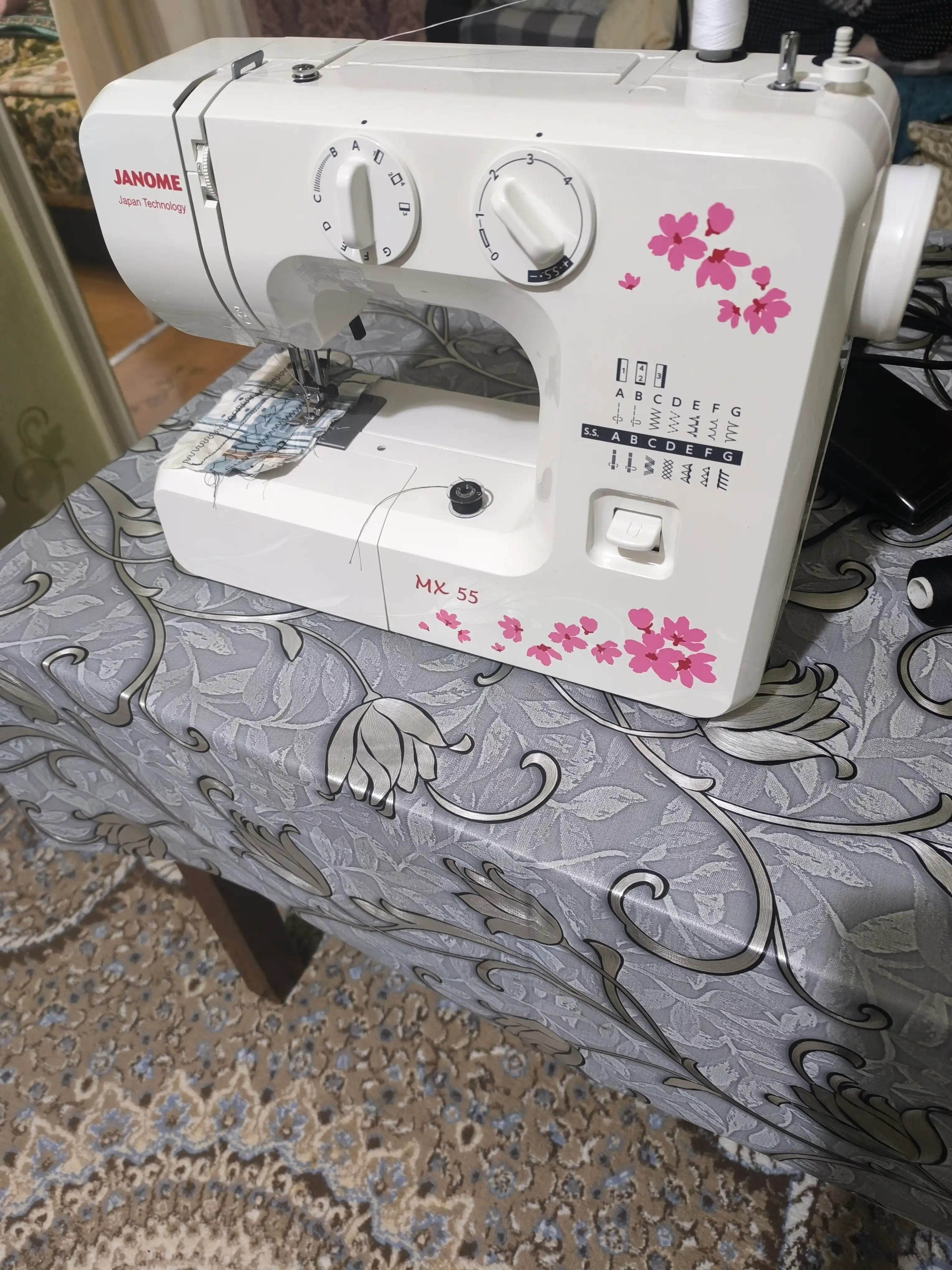 Tikuv mashinasi Janome MX 55