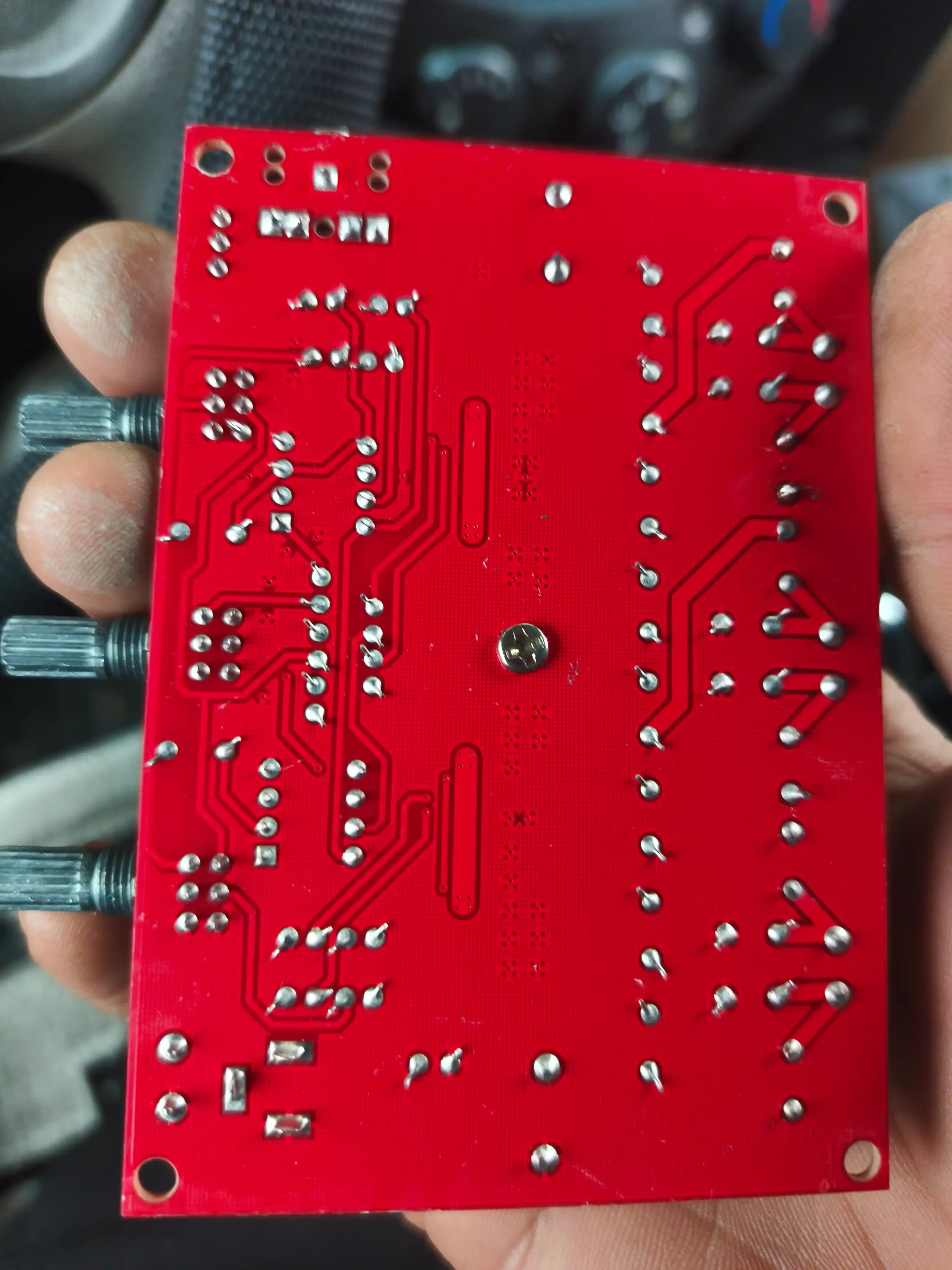 CS3835EO Аудиосистема 2.1: 2 × 60W стерео + 60W сабвуфер усилитель с выходом на сабвуфер