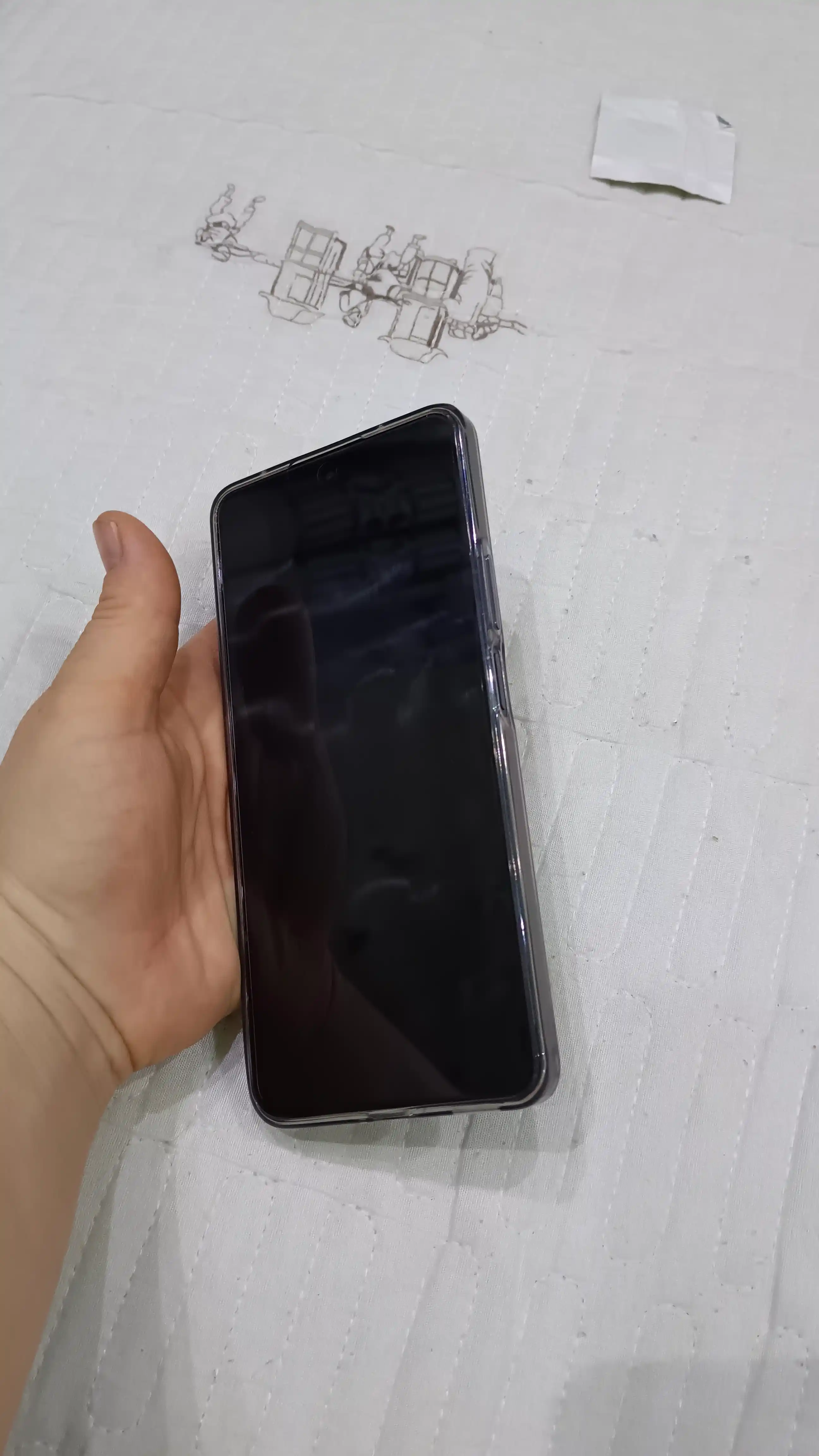 Смартфон HONOR X8d, 8/256 ГБ, 6,77″ AMOLED 120 Гц, 108 Мп, 7000 мАч, подарок: рюкзак HONOR