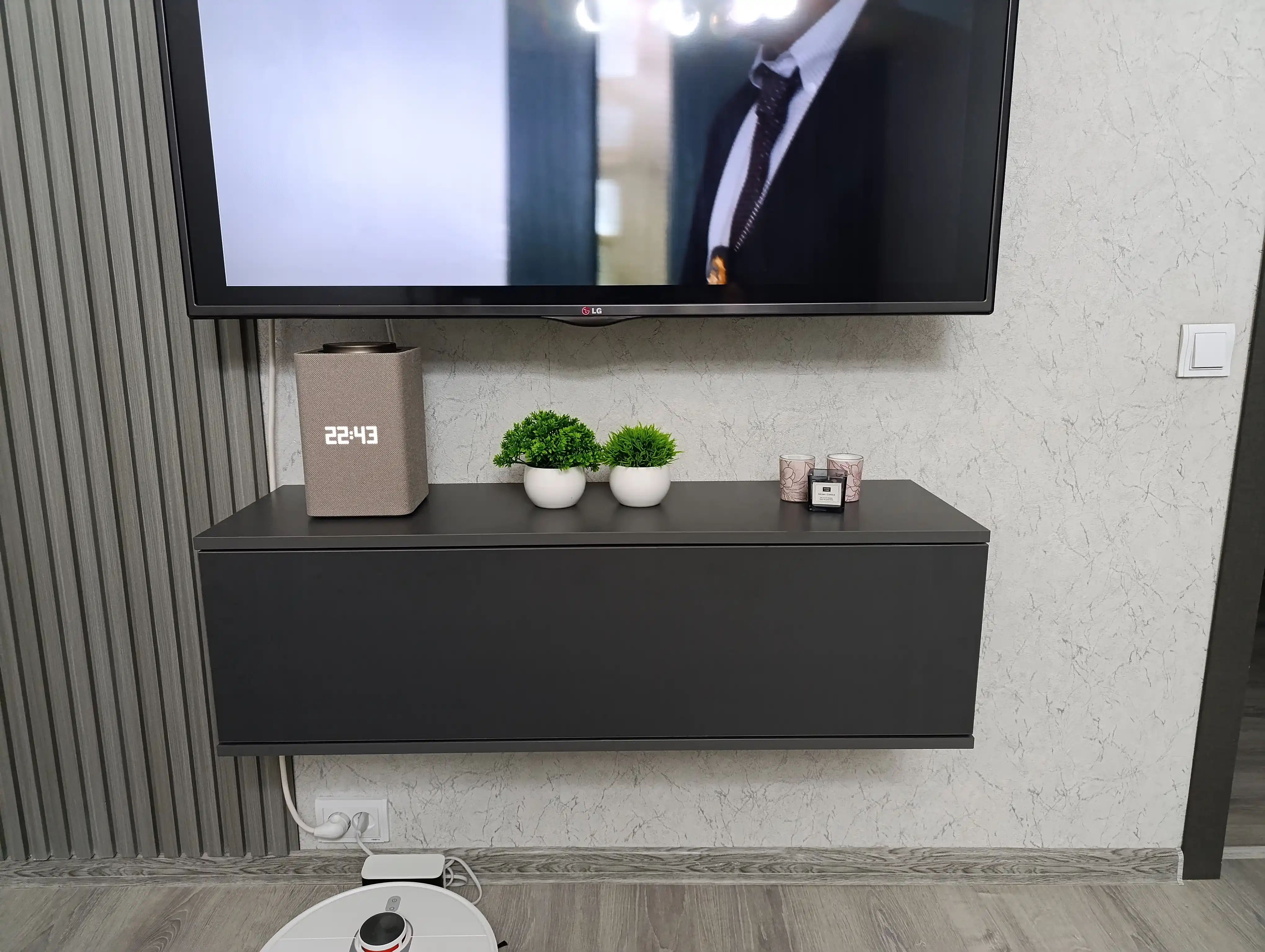 Ofis, televizor va interyer uchun mebel  
