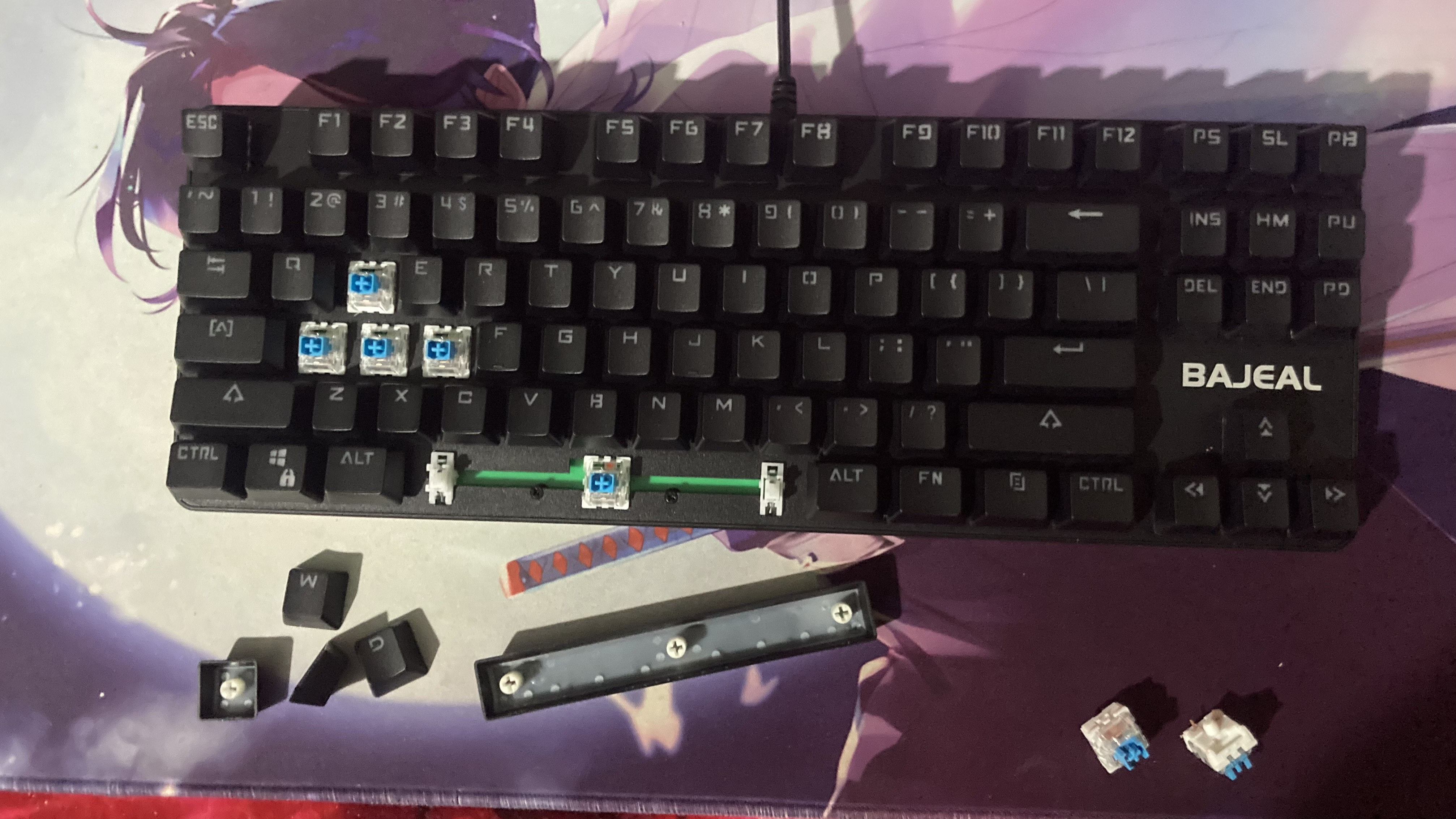 Mexanik klaviatura BAJEAL K100.blue-white, 87 tugma, RGB yoritgichli