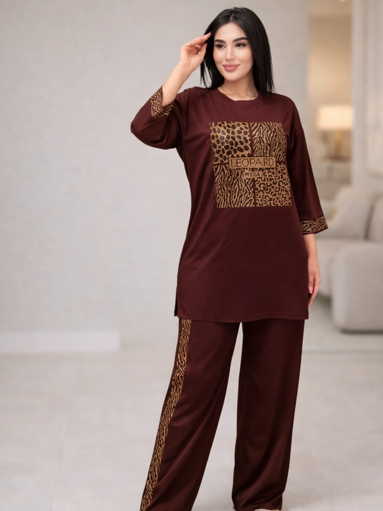 Ayollar komplekt dvoykasi Leopard, turk trikotaji, Swarovski toshli bezak, bahor-yoz uchun