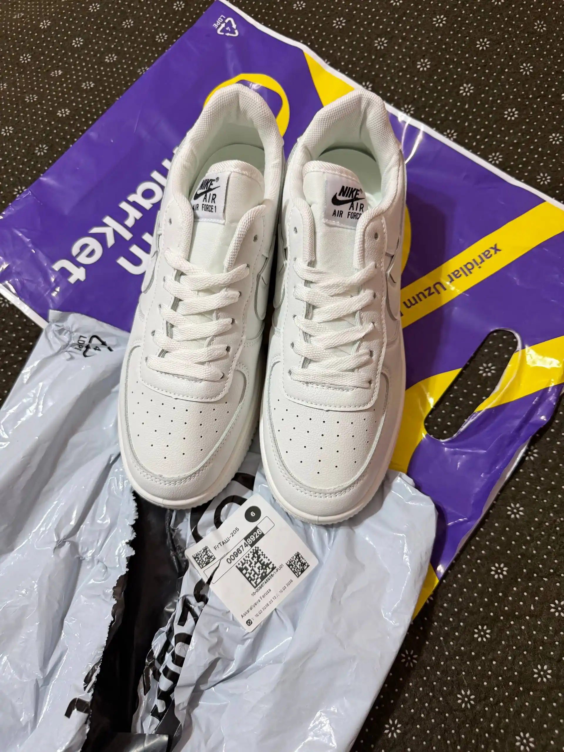Erkaklar va Ayollar uchun universal sport krossovkalari NIKE AIR FORCE 36-44