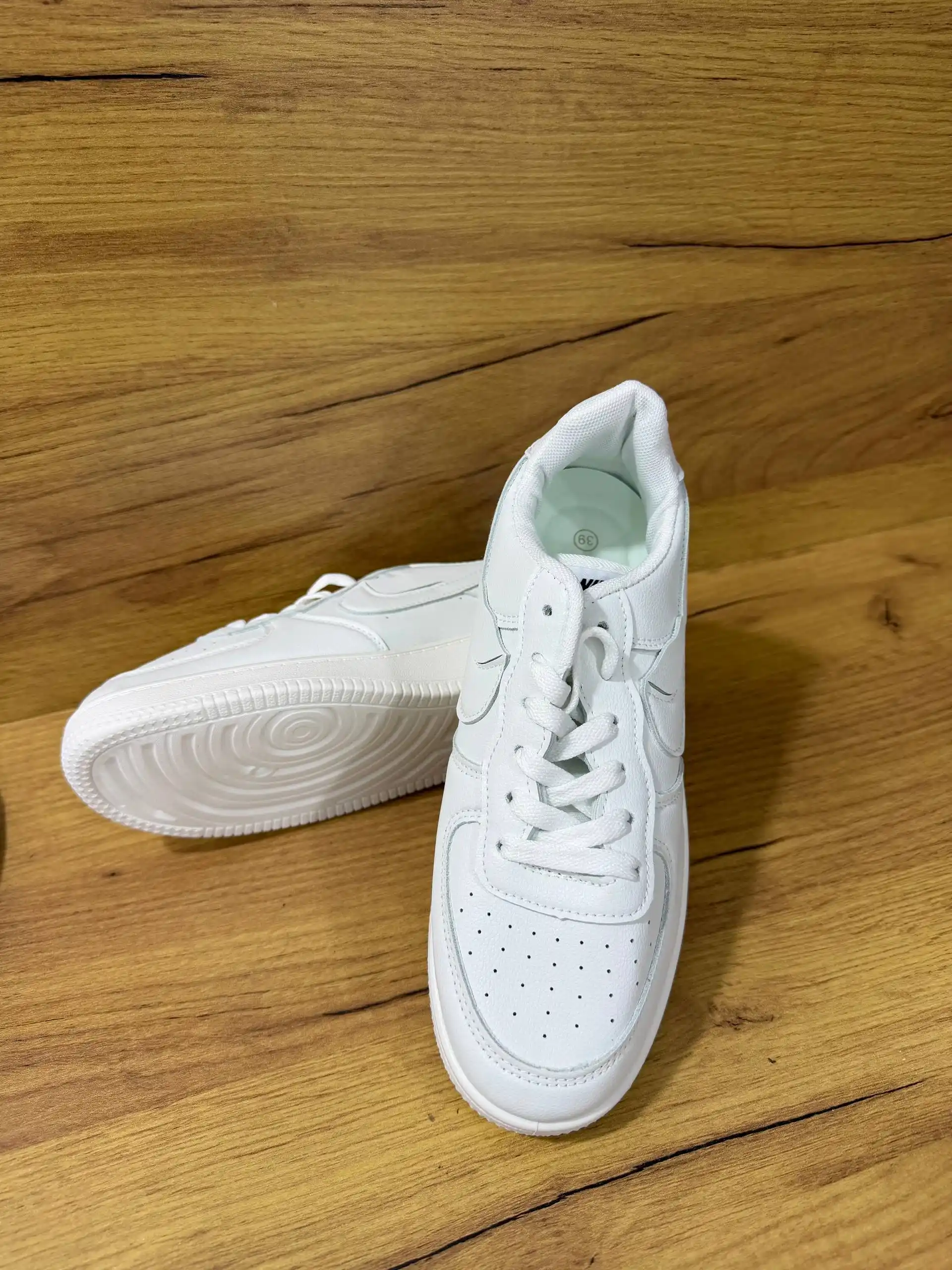Erkaklar va Ayollar uchun universal sport krossovkalari NIKE AIR FORCE 36-44