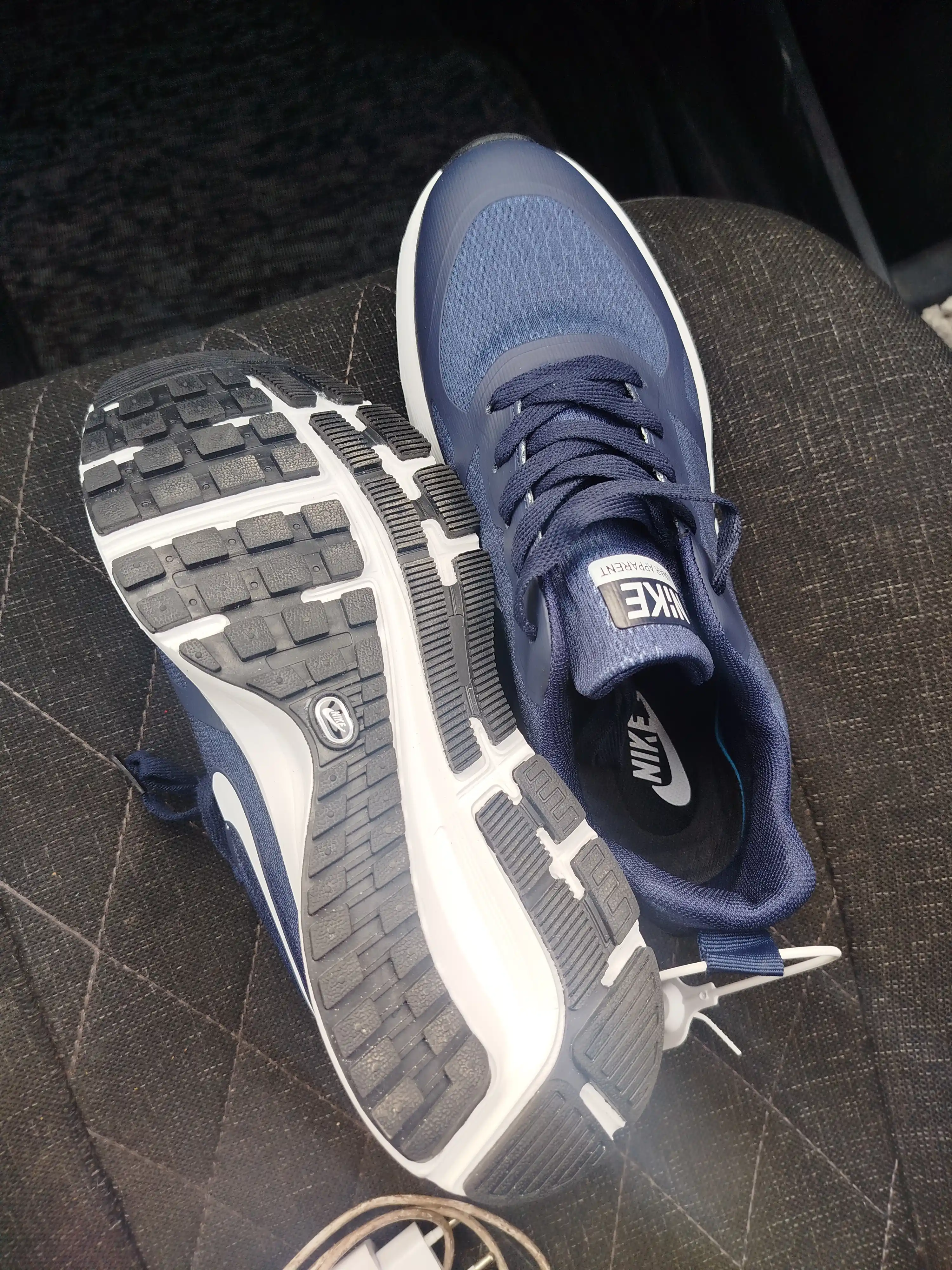 Nike Zoom Air engil yugurish krossovkalari + Adidas 40-45 nafas oladigan setka ustki qism