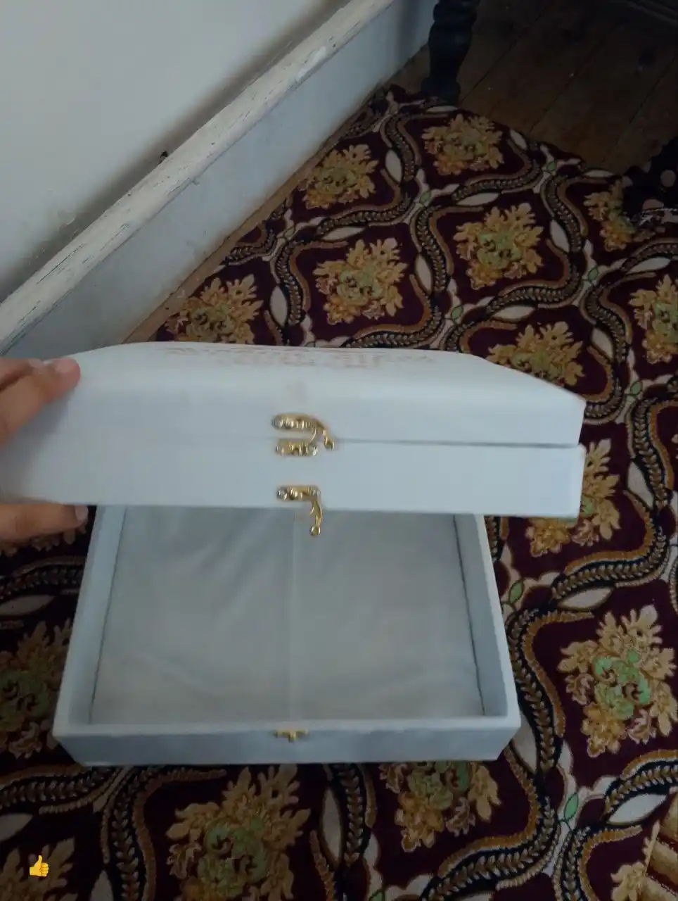 Diniy to'plam ibodat , Arabcha Qur'oni kitobi, joynamoz, tasbeh, zam zam - sovg'a qutisida
