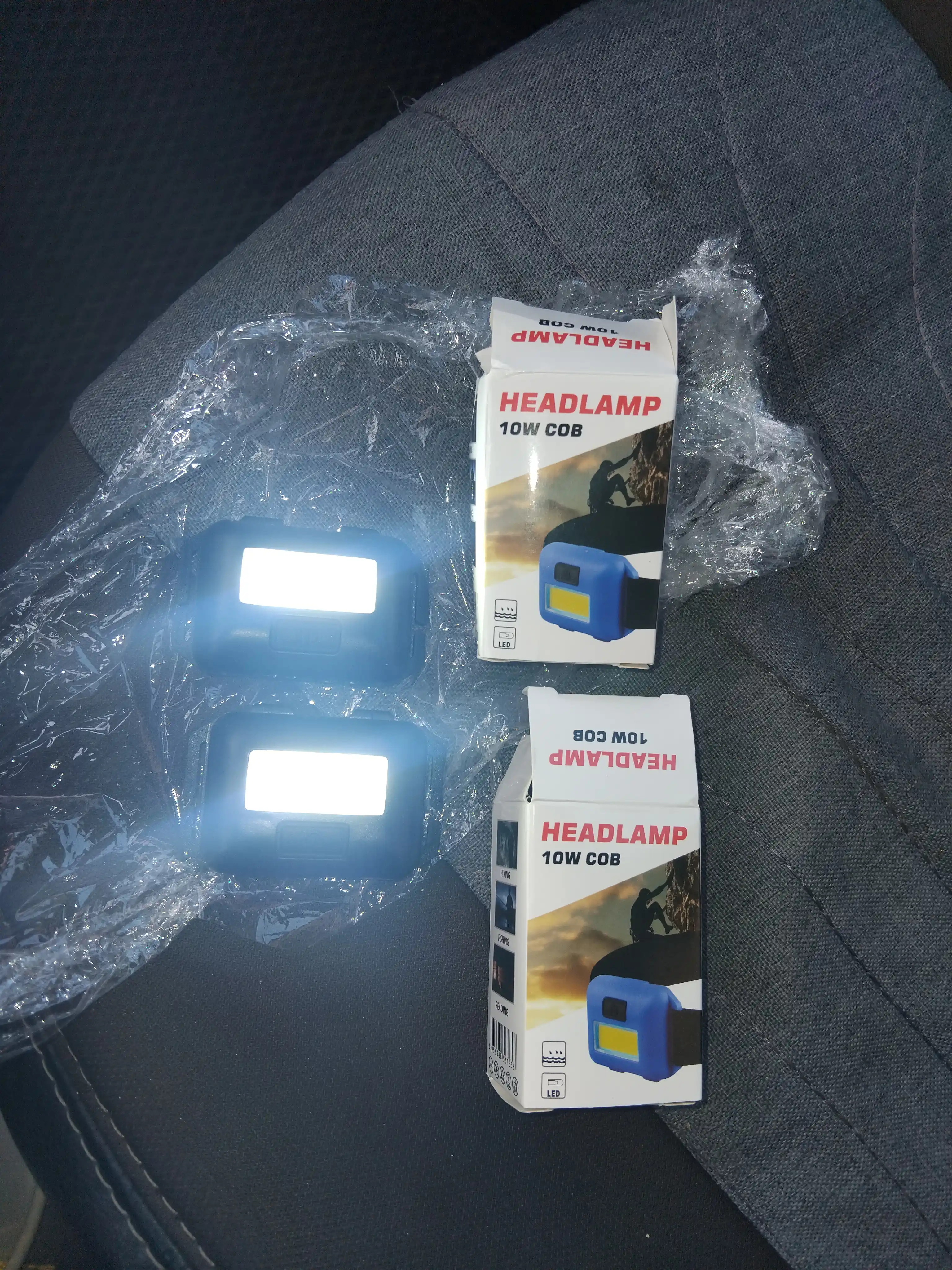 Походный туристический налобный фонарь на батарейках HeadLamp 