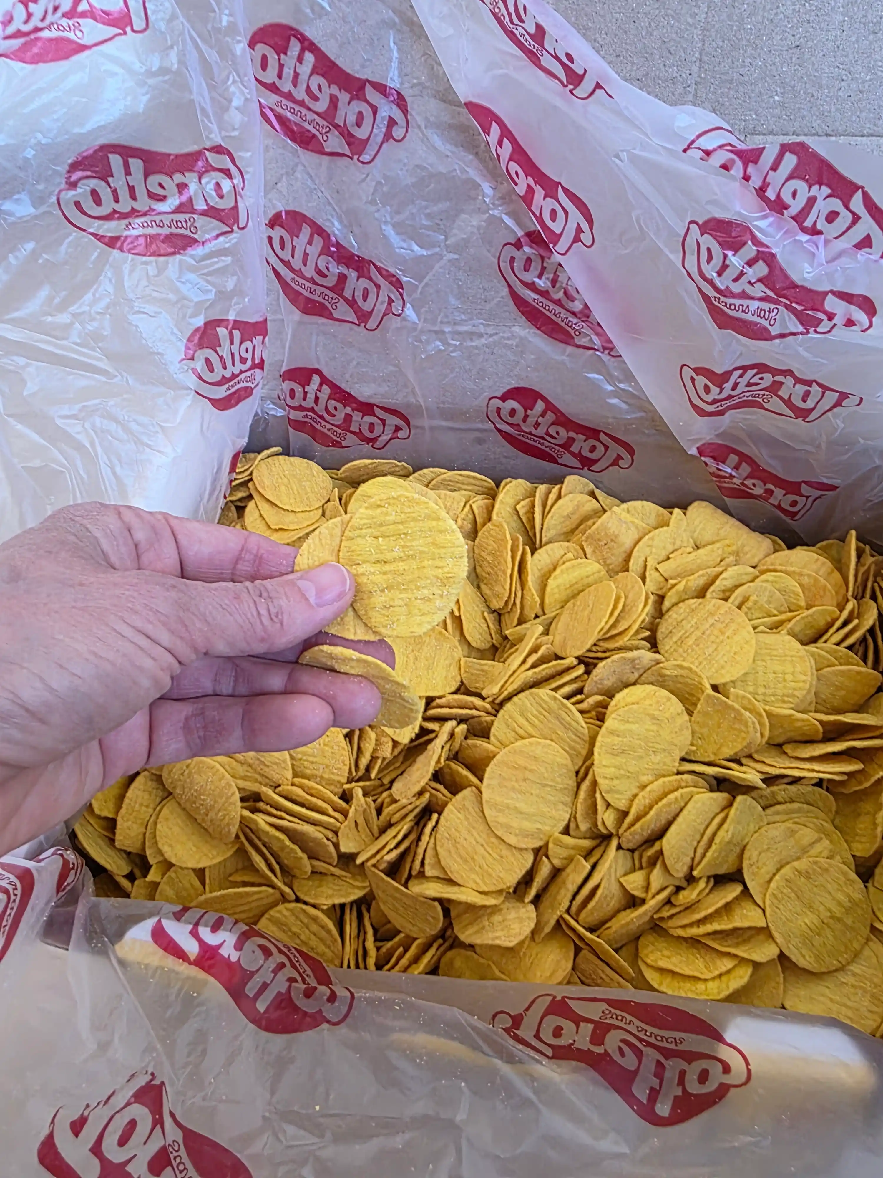 TORETTO "Nacho" makkajo'xori chipslari "sir" ta’mi bilan, 1kg