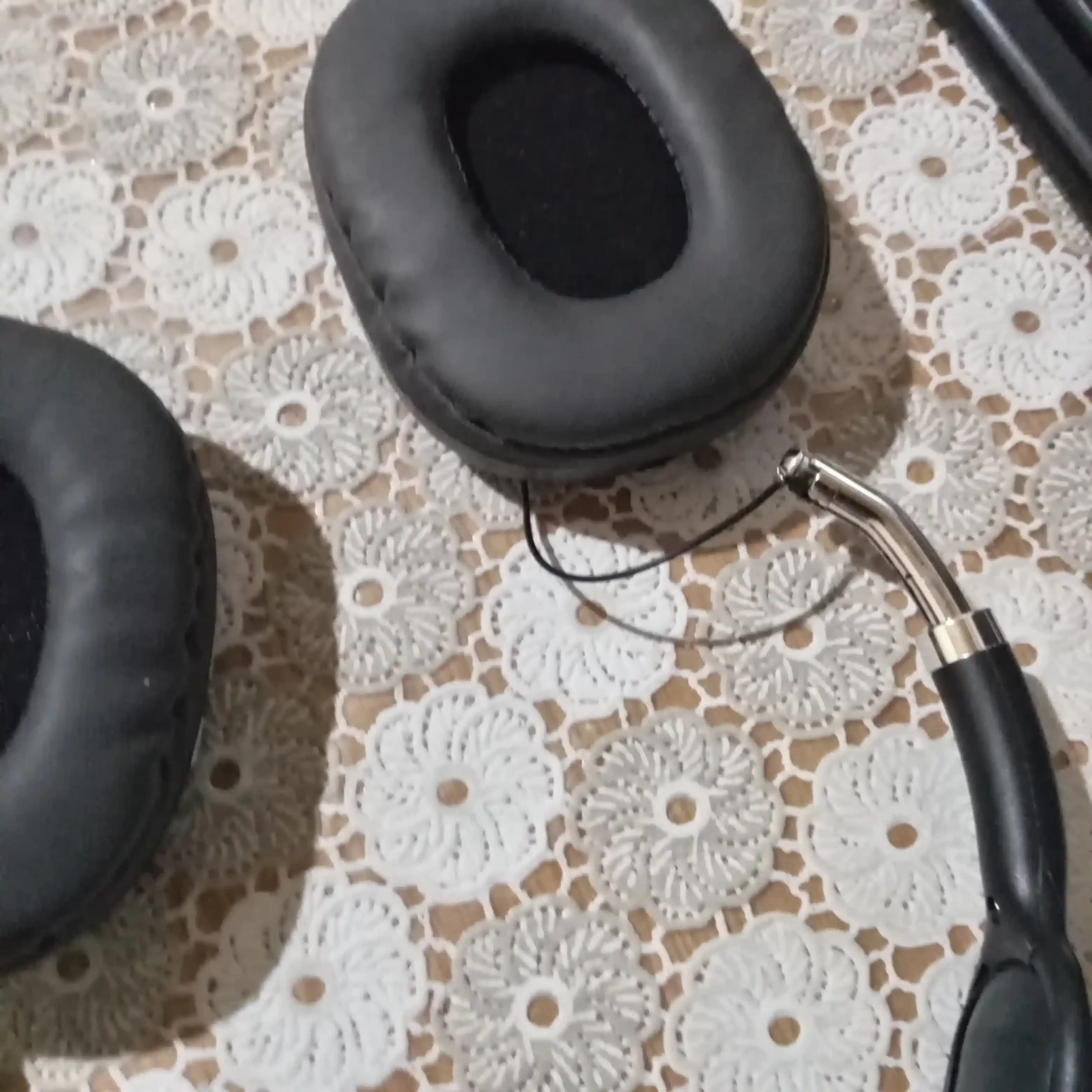 Simsiz Bluetooth quloqchin P9 | Mikrofonli | Bass | SD karta | AUX | Telefon va PC