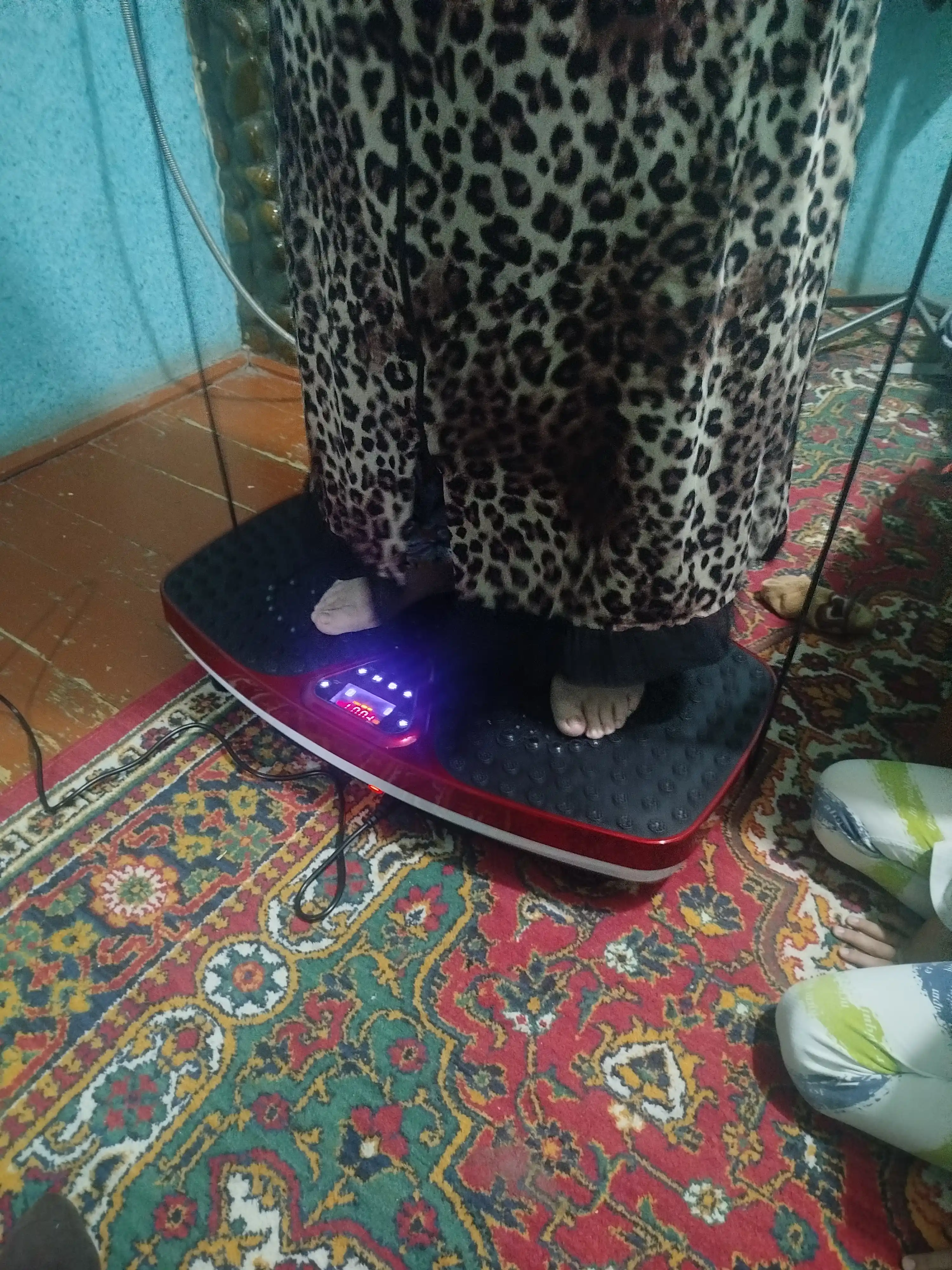 180KG, Vibro platforma, vazn yo'qotish uskunalari, fitnes tebranish mashinasi, pulti bilan