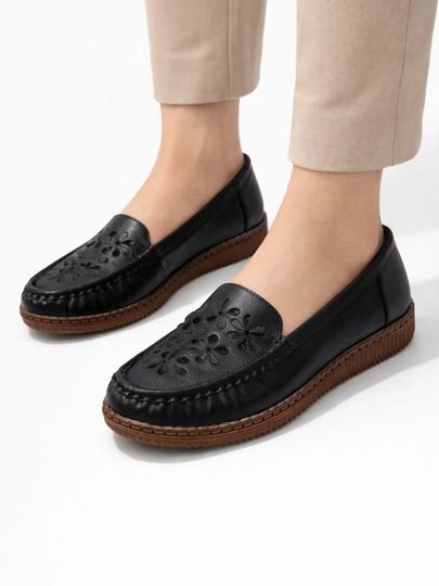 Женские чёрные мокасины с узором – удобная обувь на каждый день — GSHOESS-KAREYSKIQORAMAKAS1-ЧЕРН-39