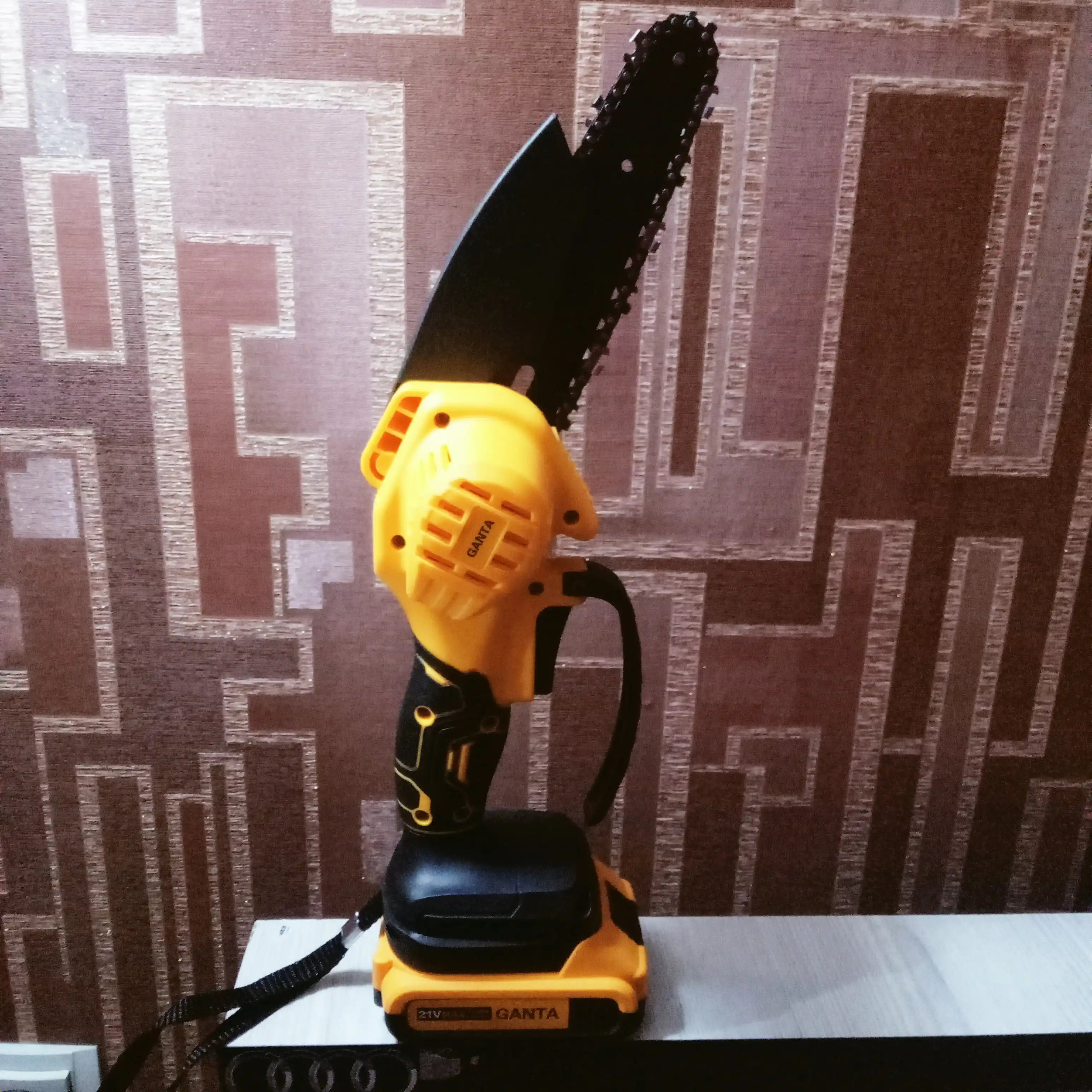 Akkumulyatorli zanjirli arra GANTA 21V / 140 mm