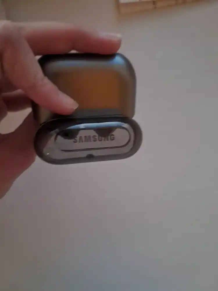 Galaxy Buds simsiz quloqchinlari