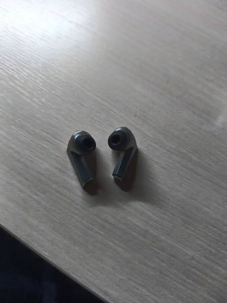 Galaxy Buds simsiz quloqchinlari