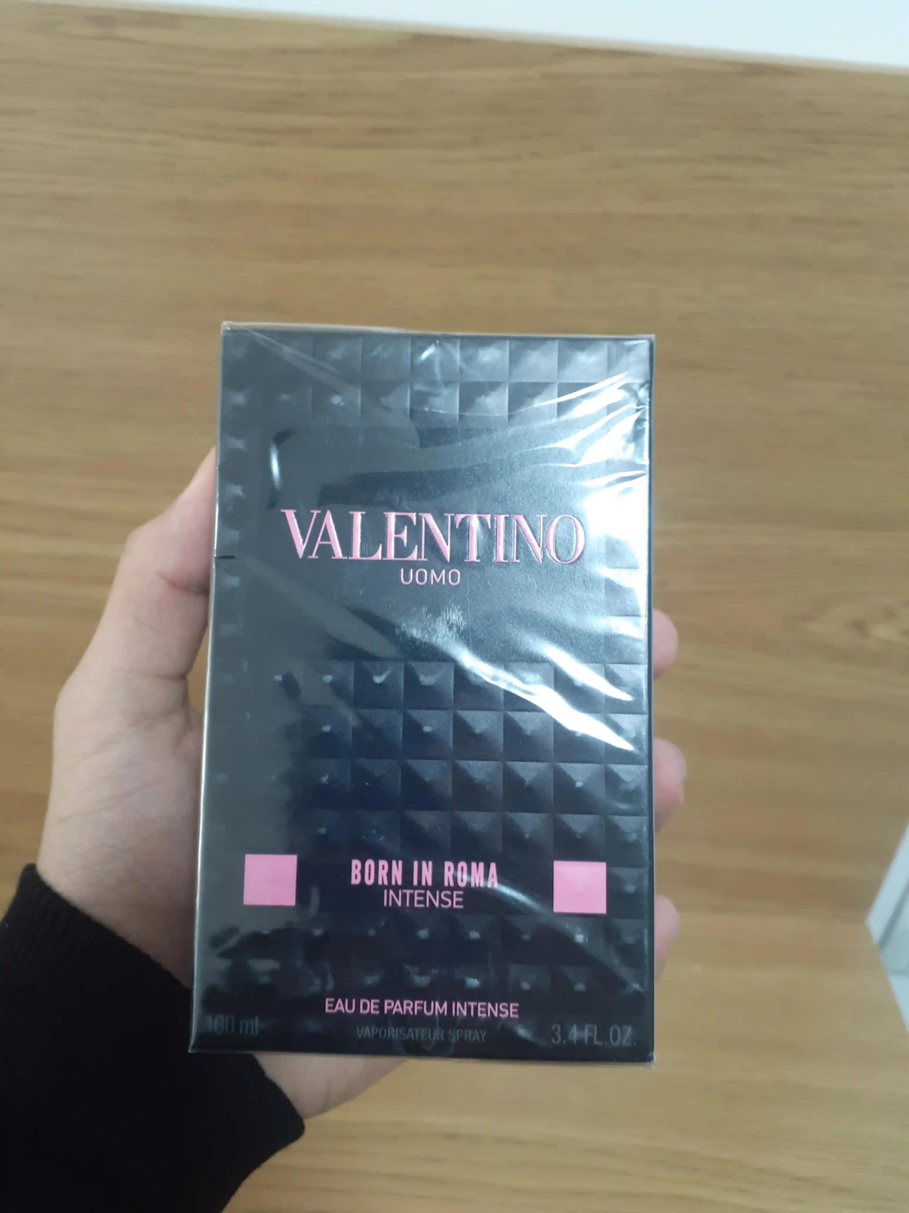 Erkaklar va ayollar uchun VALENTINO parfum suvi, 100 ml