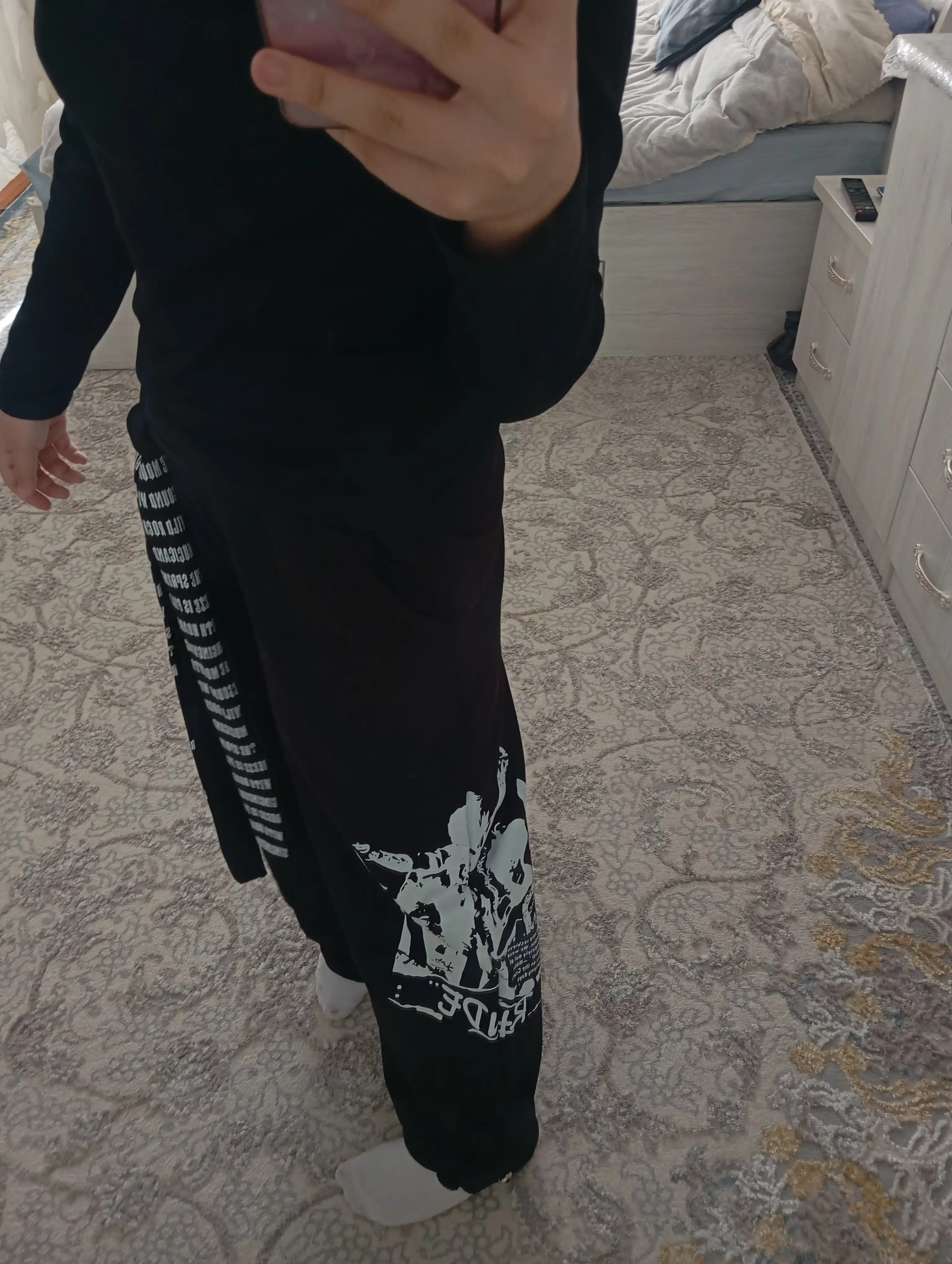 Ayollar yozgi sport shimi, keng oversize shim, yozgi triko