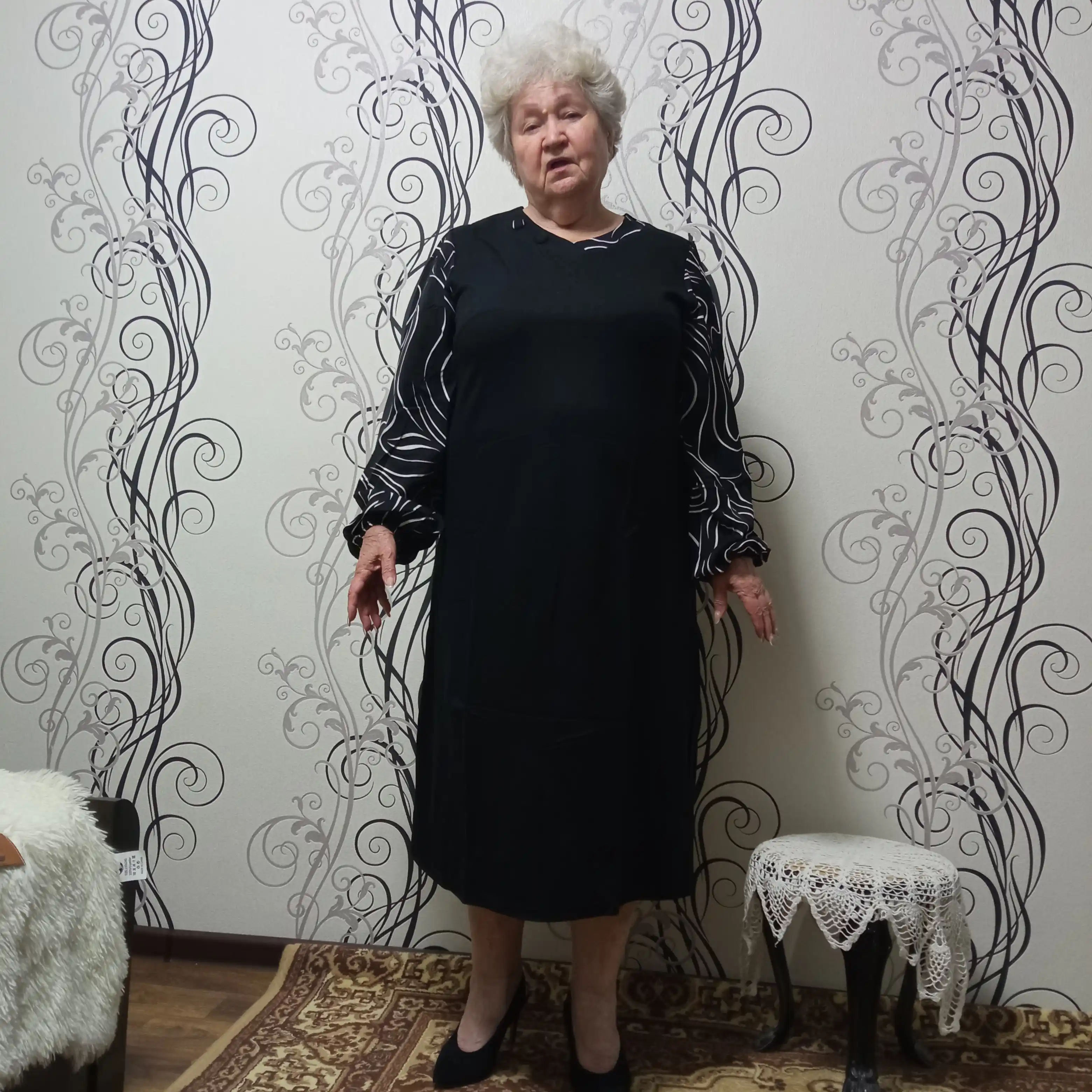 Платье женское нарядное с длинными рукавами, размеры 50-60