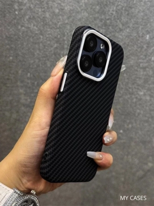 Чехол Carbon для iPhone 13–17 Pro,Pro Max,  с Magsafe, ультратонкий, легкий 