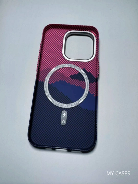 Чехол Carbon для iPhone 13–17 Pro,Pro Max,  с Magsafe, ультратонкий, легкий 