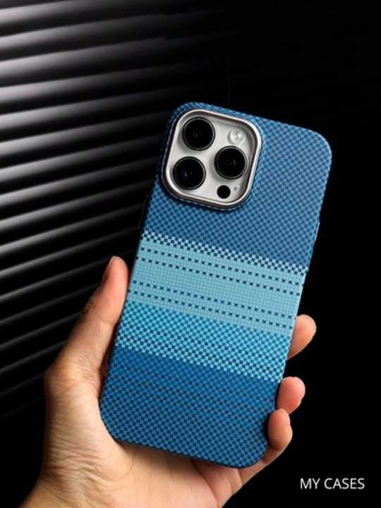 Чехол Carbon для iPhone 13–17 Pro,Pro Max,  с Magsafe, ультратонкий, легкий 