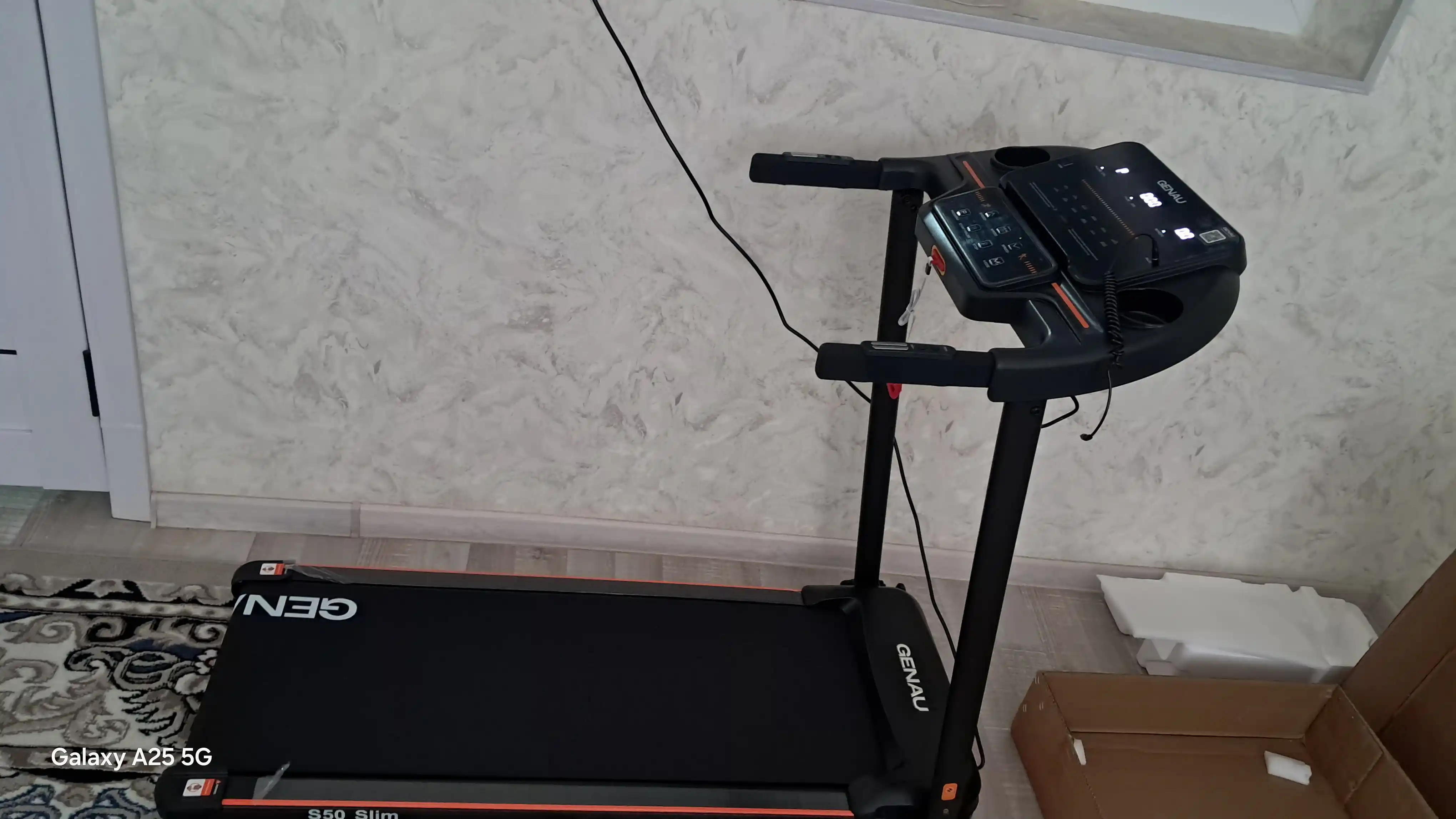 Беговая дорожка GENAU S50 Slim, электрическая *RT2-17A