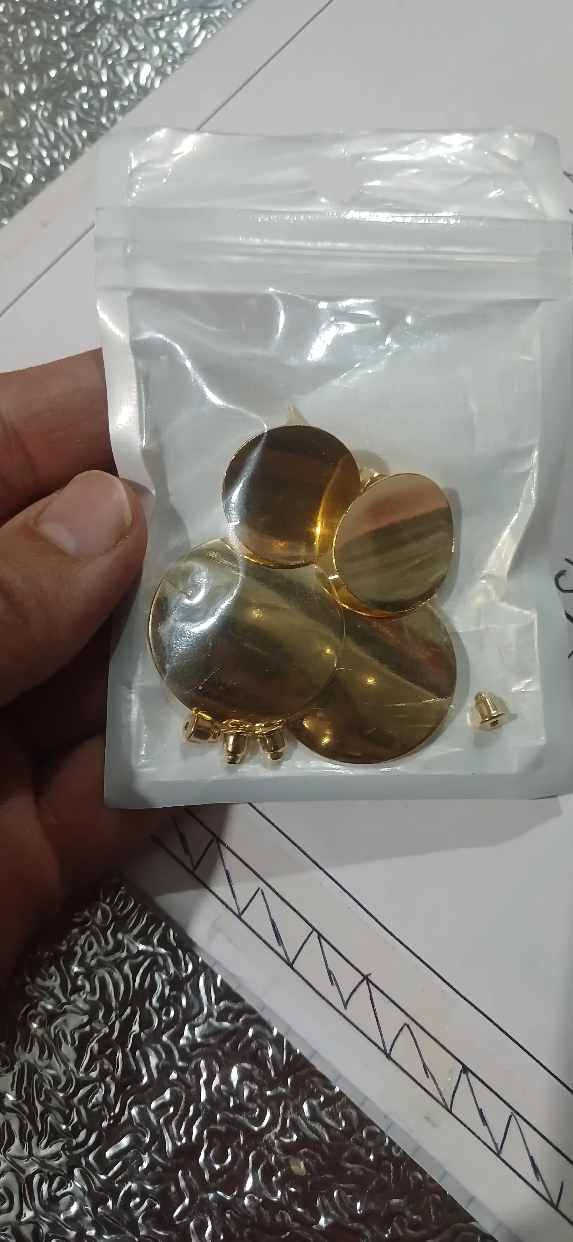 Современные серьги