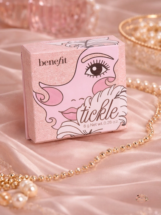 Benefit Dandelion Twinkle Highlighter, tabiiy yorqinlik, kundalik va kechki makeup uchun
