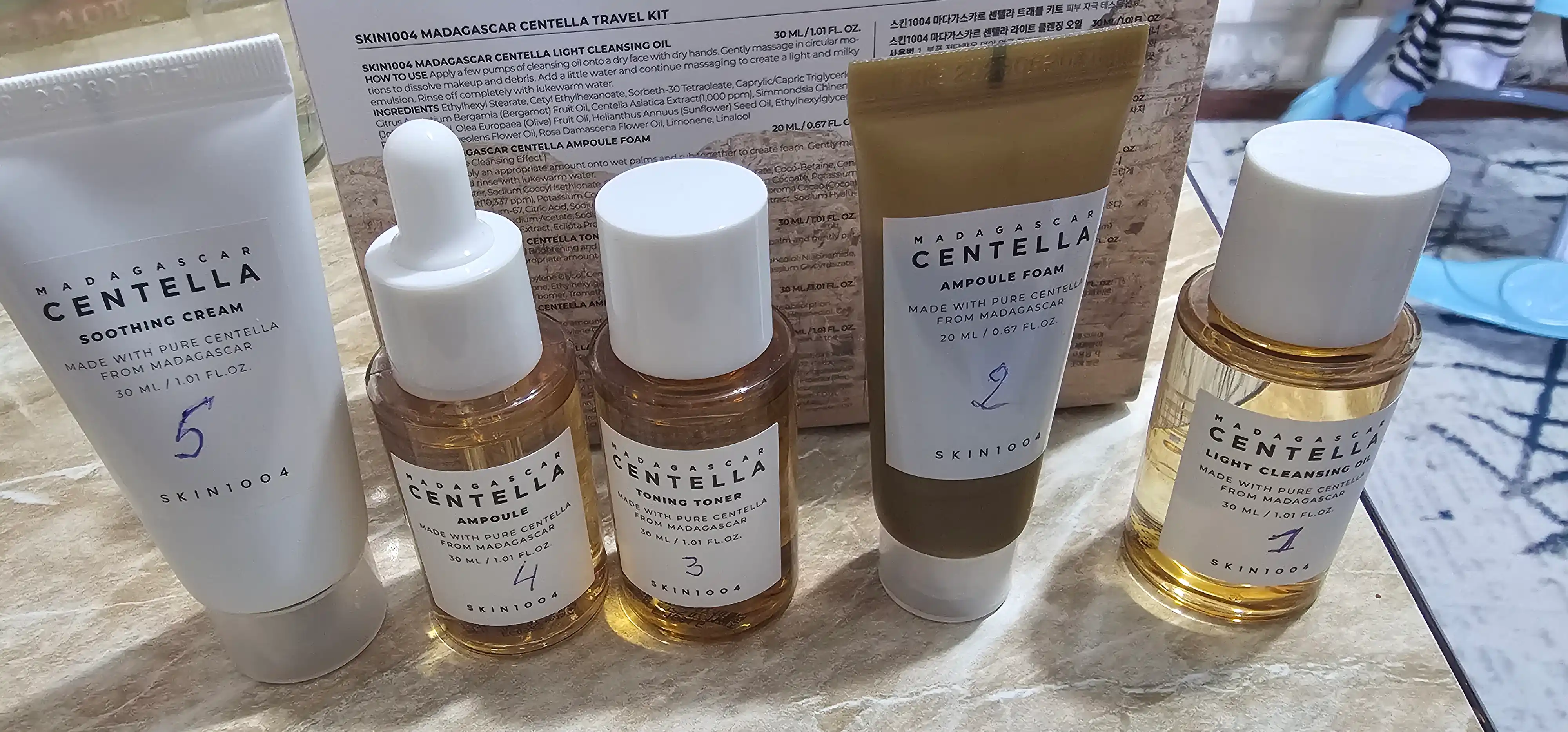 Terini parvarish qilish to'plami Skin 1004 Madagascar Centella Travel Kit, mini set