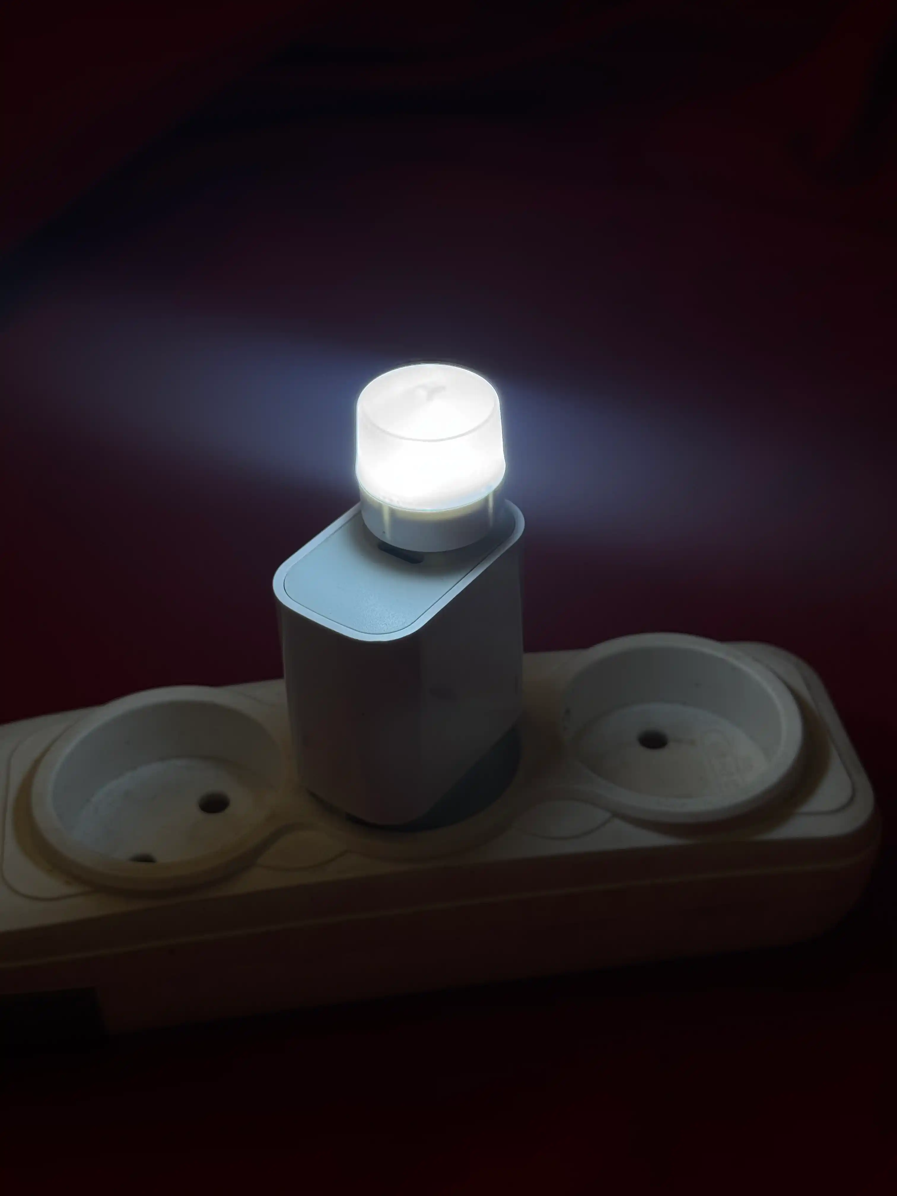 Mini led yoritgich USB, oq, 3 W