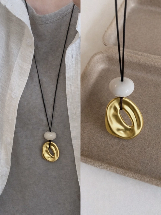 Minimalistik ayollar uchun charm bog‘ichli kulonli uzun marjon zamonaviy moda aksessuari - 