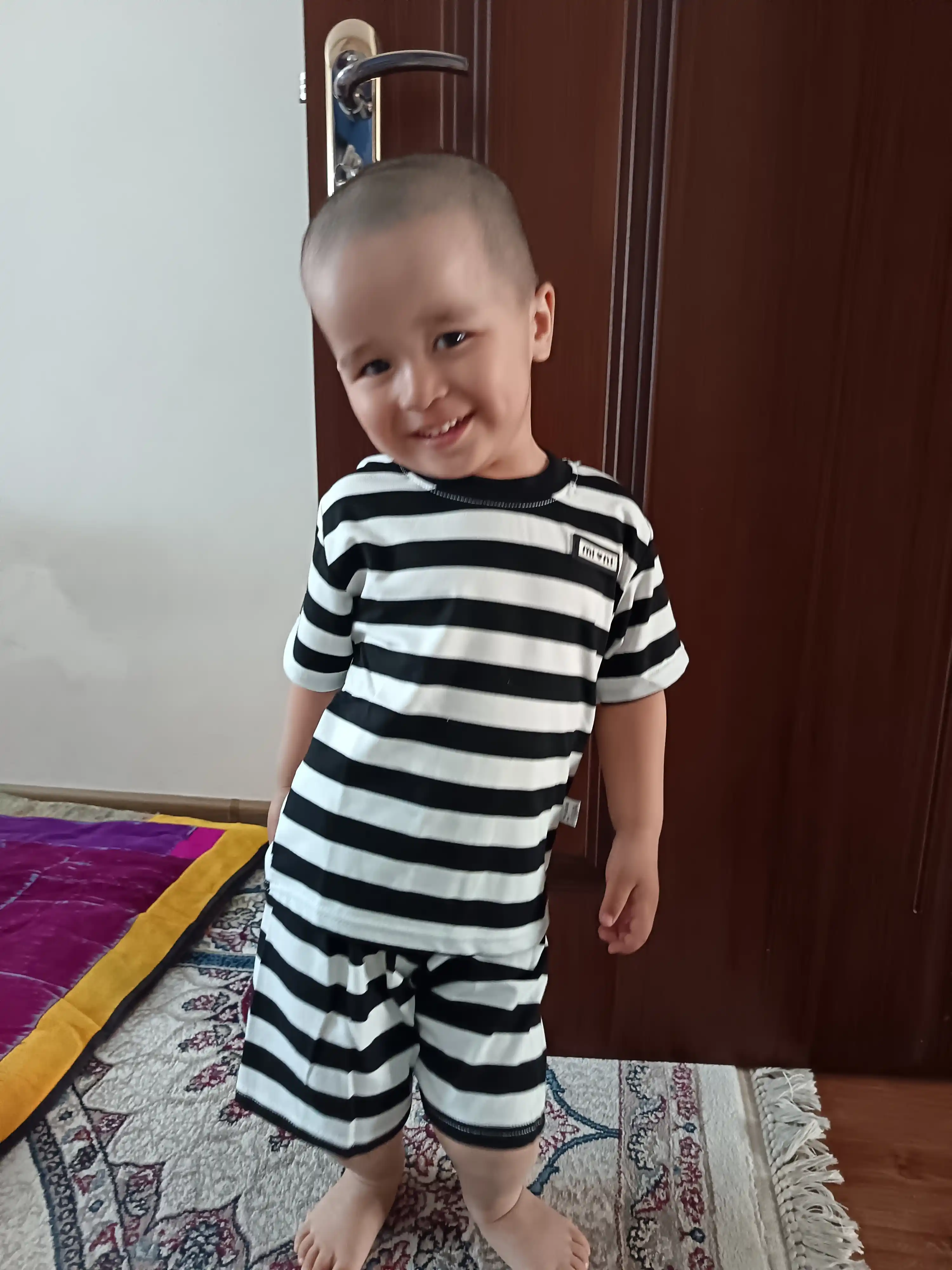 Bolalar uchun yozgi kiyim – futbolka, rezinkali shortik, 2 qismli, paxta mato