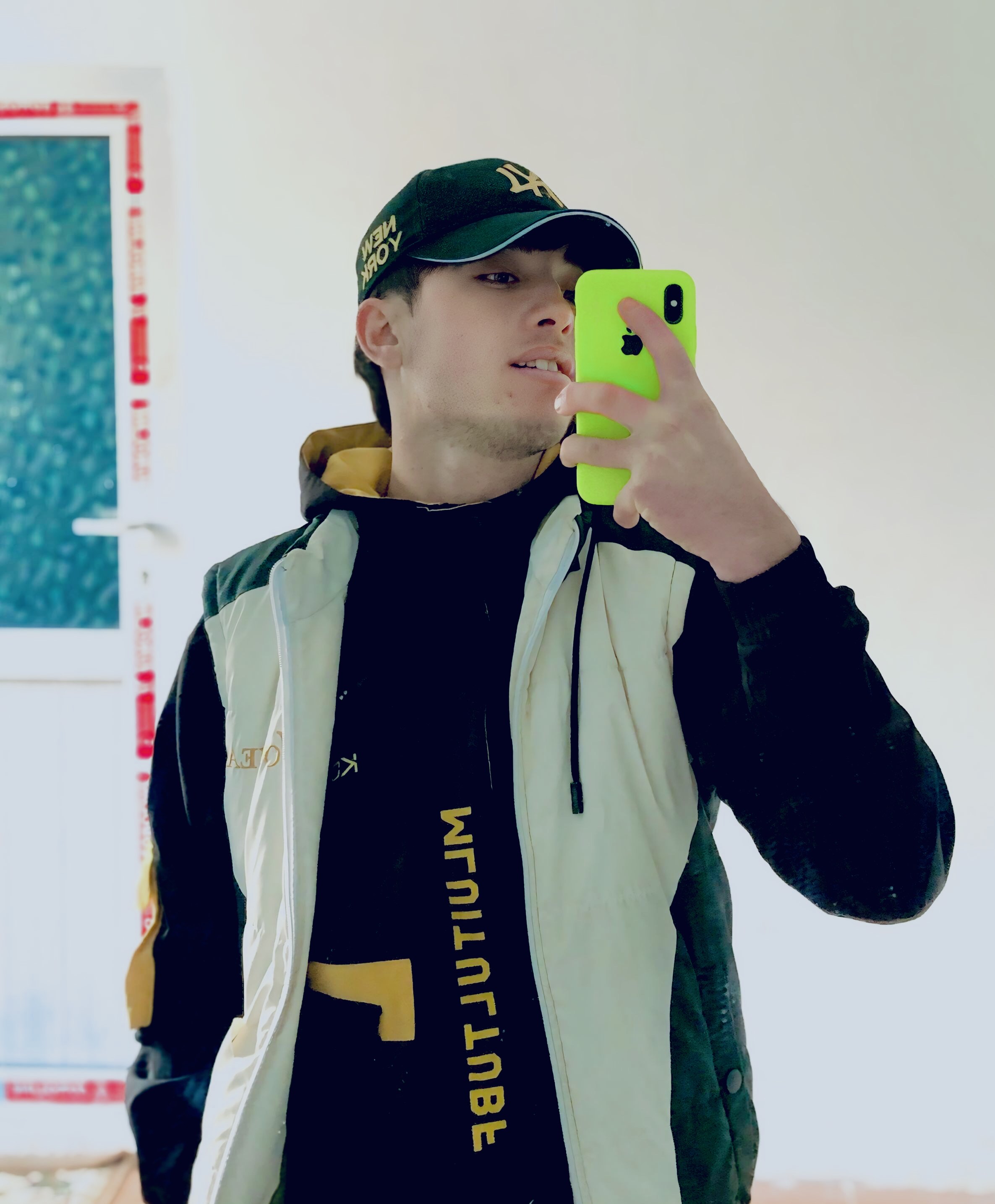 Чехол на iPhone XS/X, силиконовый