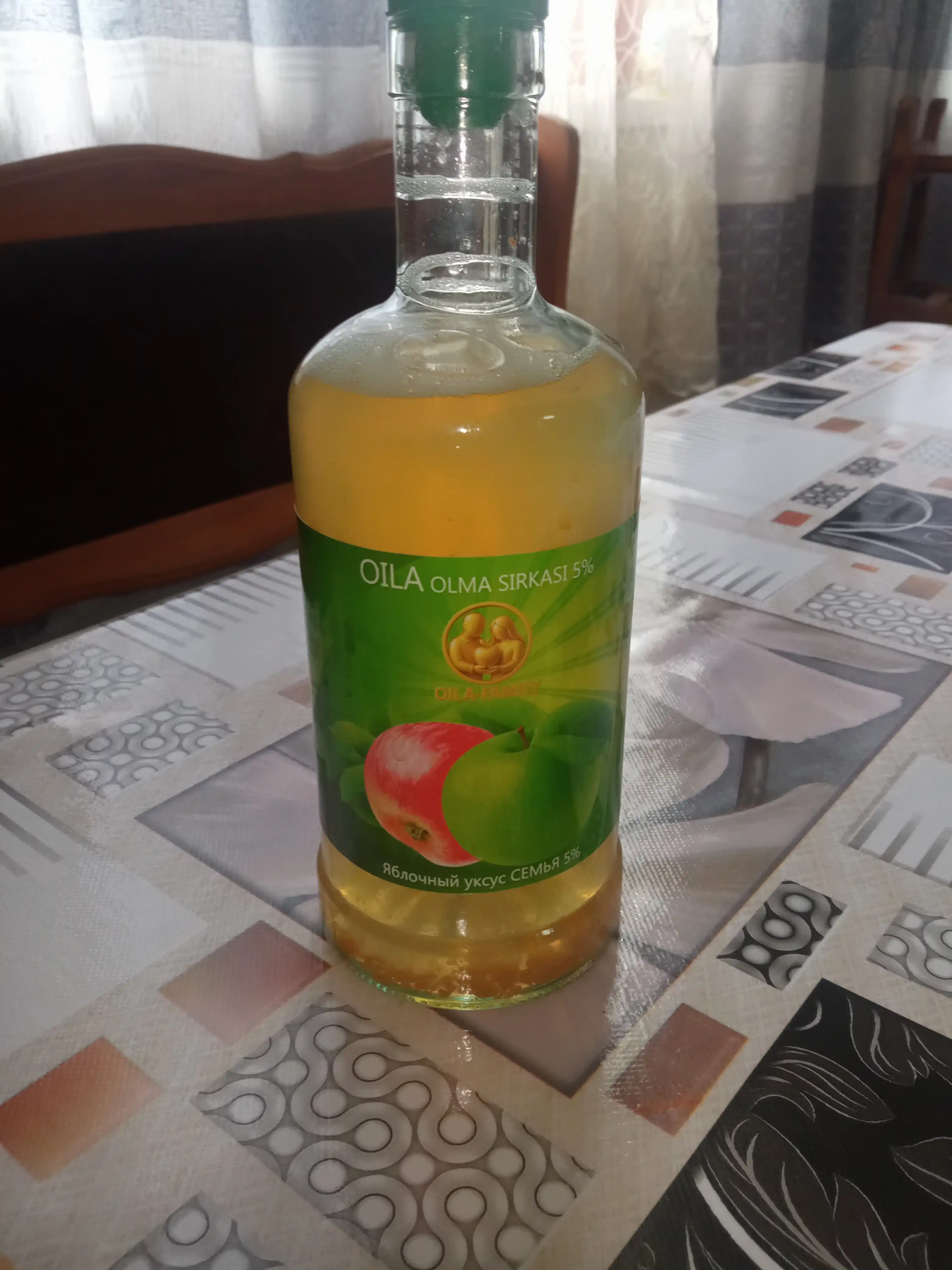 "Oila" filtrlanmagan olma sirkasi 5% (0,5 l) - uyda tayyorlangan ta’mi
