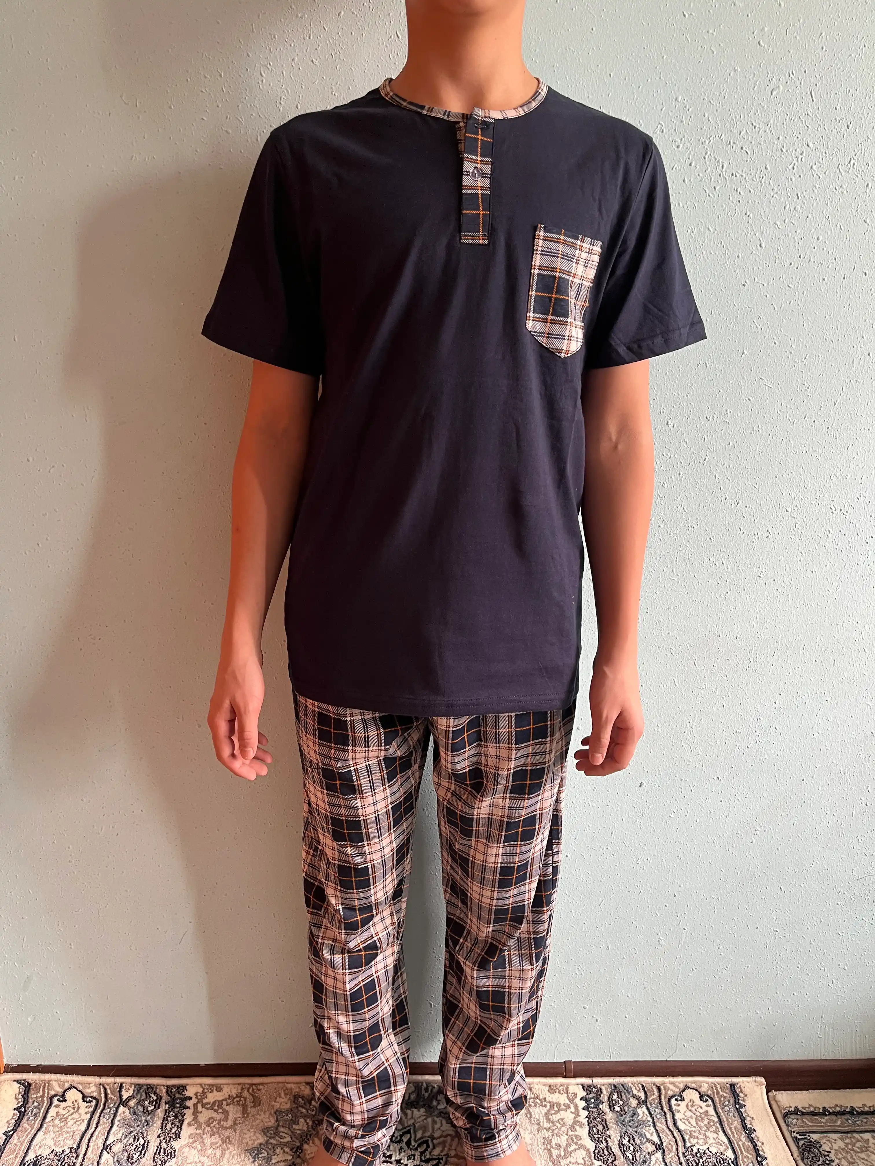 Erkaklar uchun pijama